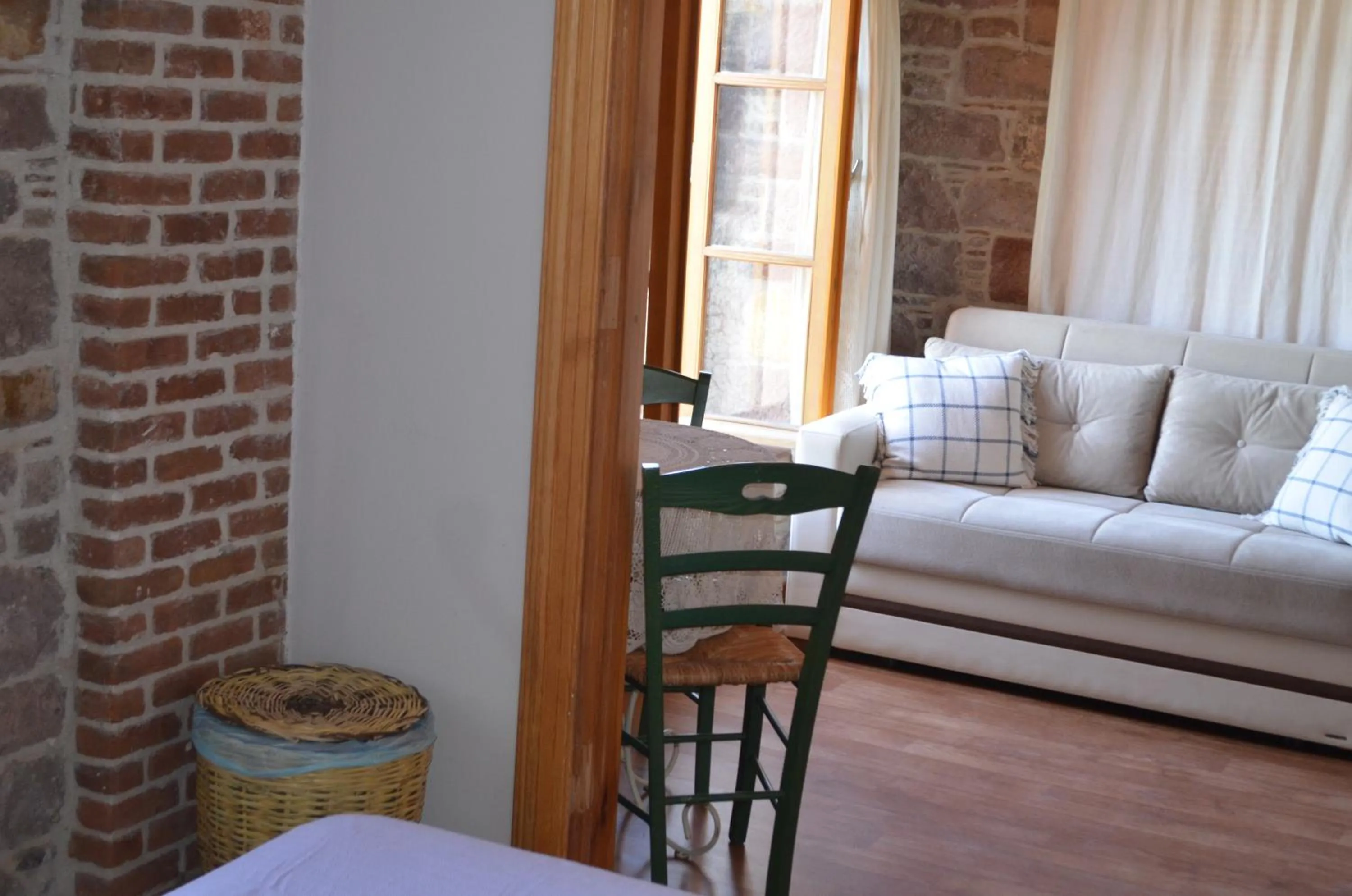 Photo of the whole room in Fragrante Hotel - Adult Only (+13)