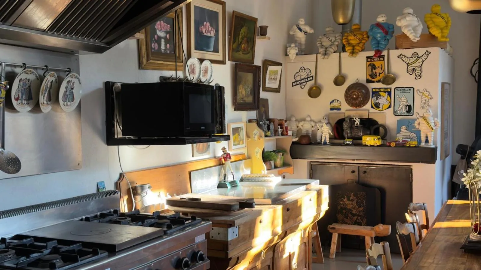 Decorative detail in La PULCINELLA Maison de Famille