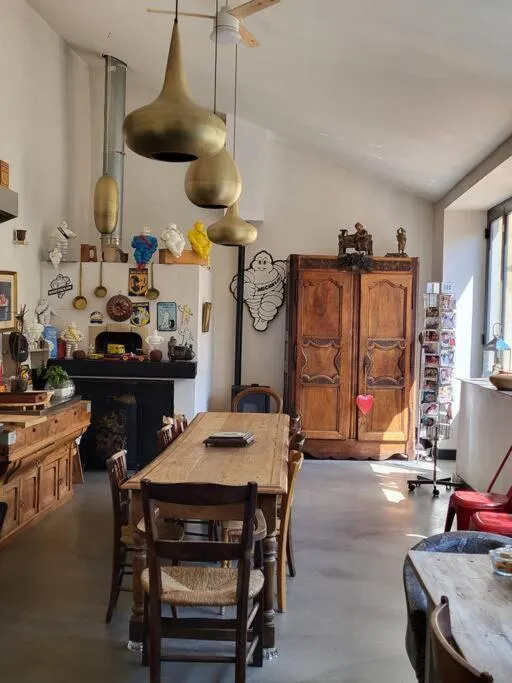 Dining area in La PULCINELLA Maison de Famille