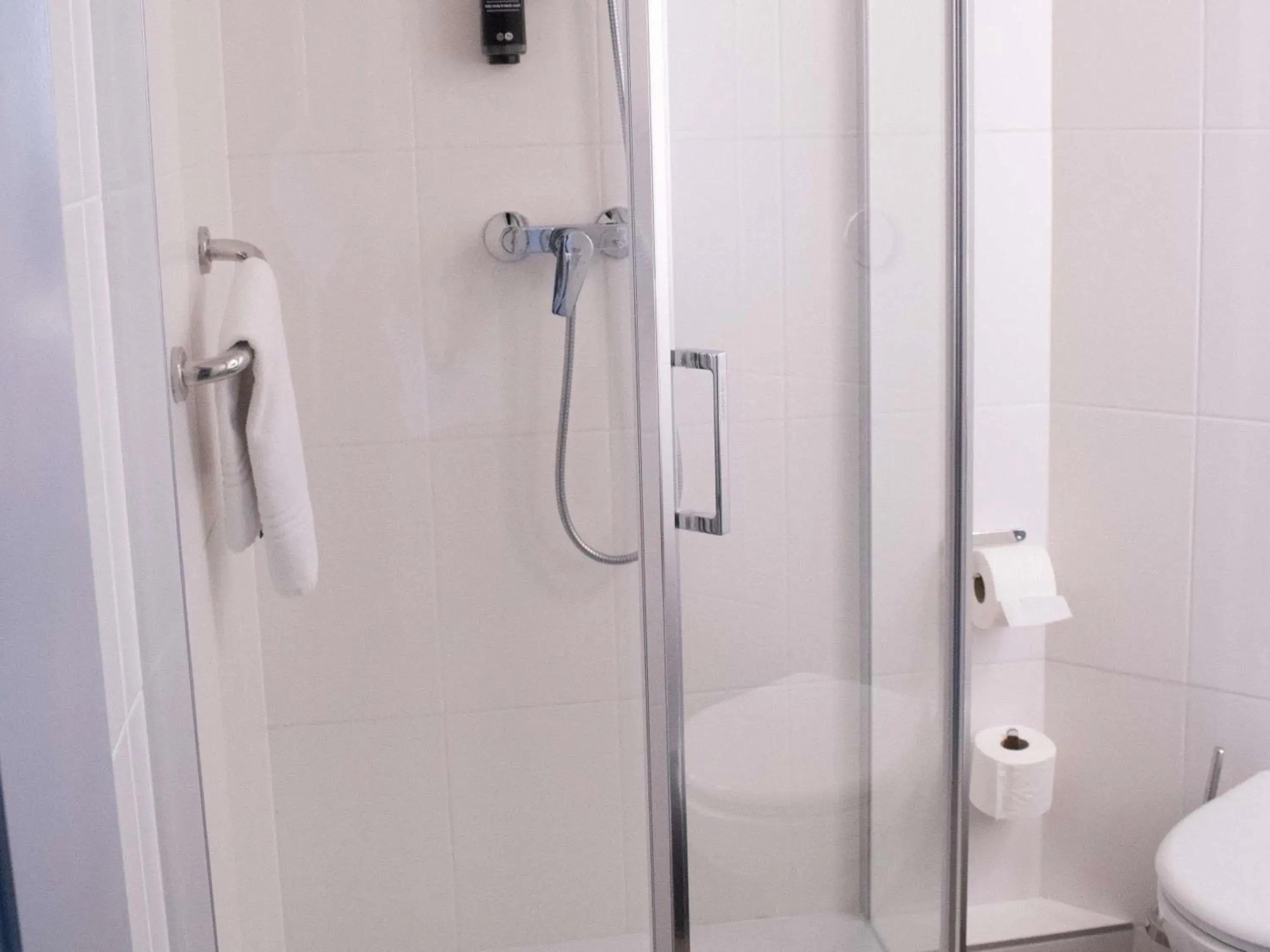 Bedroom in Ibis Katowice - Zabrze Bedroom in Ibis Katowice - Zabrze