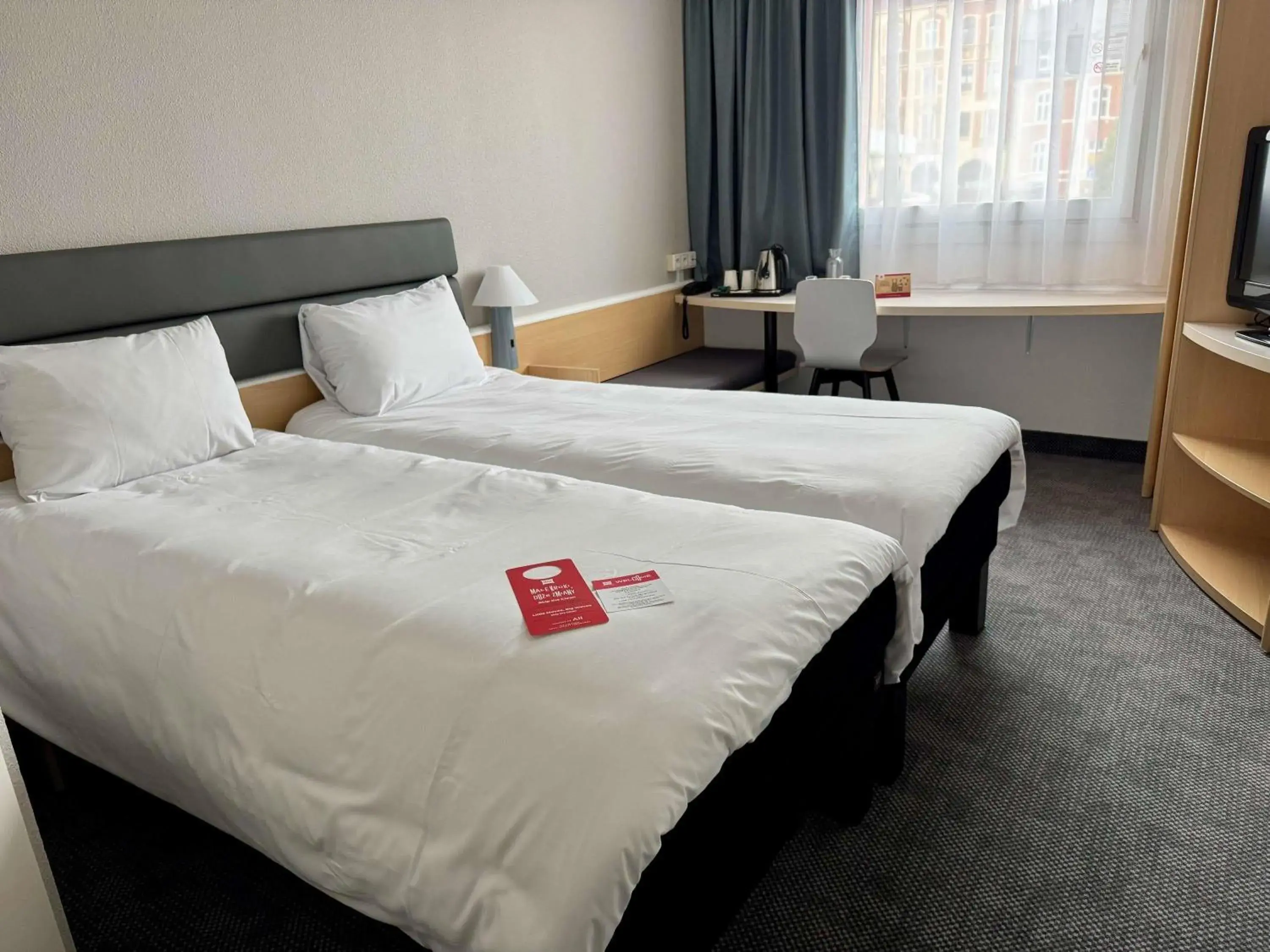 Bedroom, Bed in Ibis Katowice - Zabrze Bedroom, Bed in Ibis Katowice - Zabrze