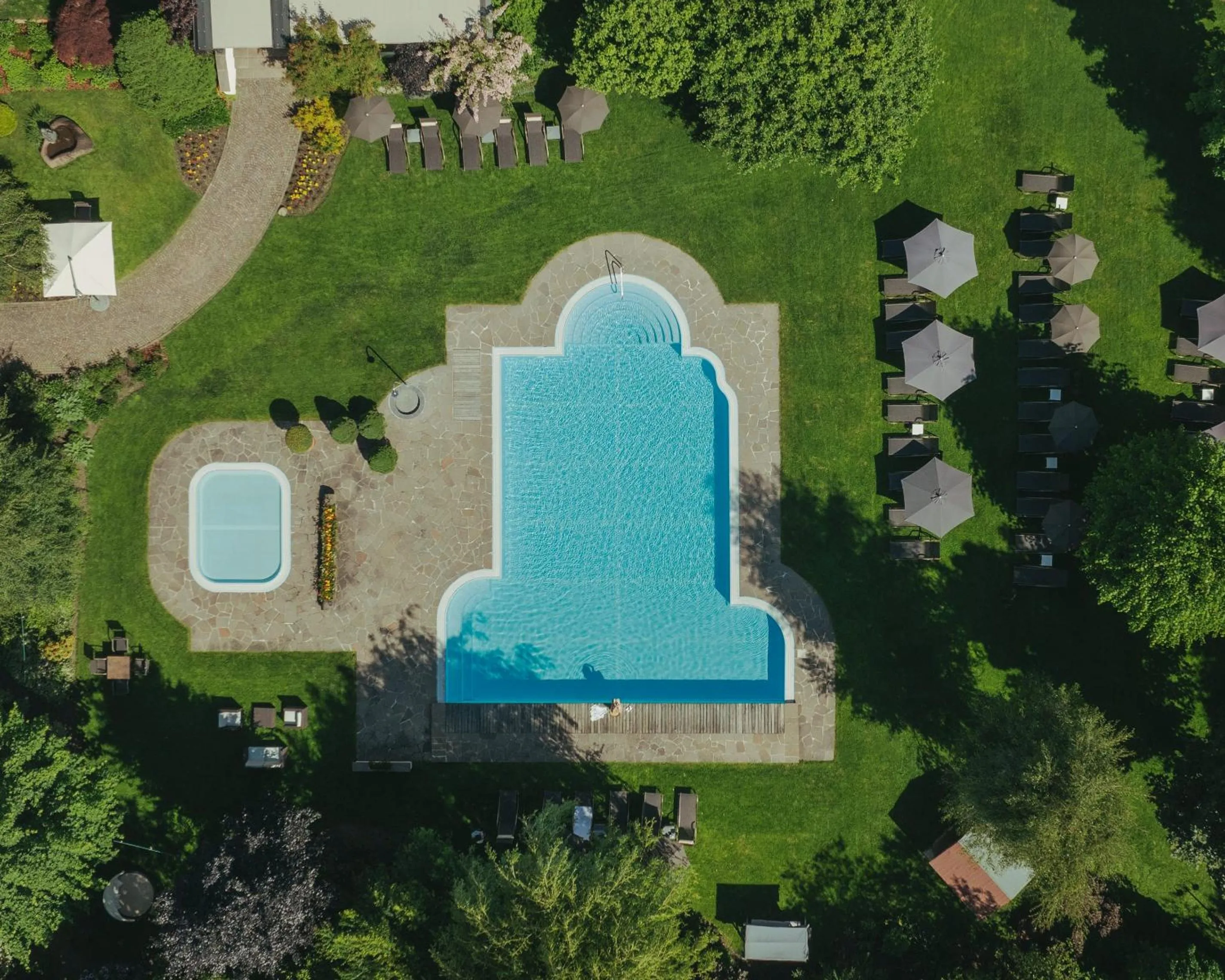 Swimming pool in Ferien & Wellnesshotel Windschar