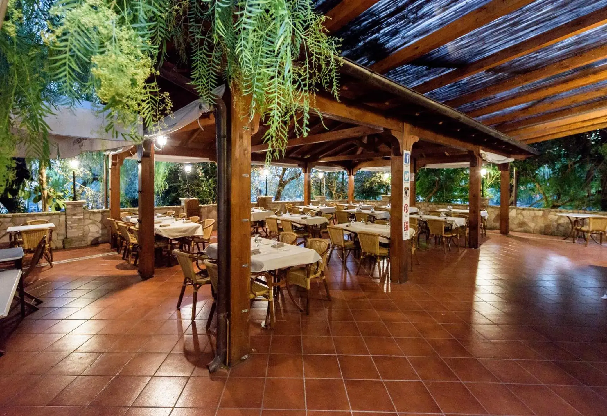 Restaurant/places to eat in Albergo Il Giardino Restaurant/places to eat in Albergo Il Giardino