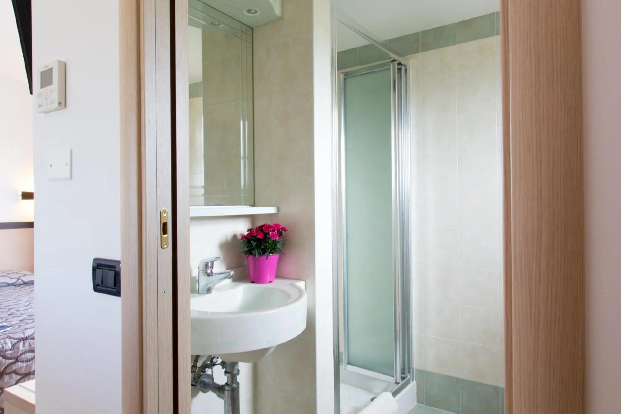 Bathroom in Albergo Il Giardino