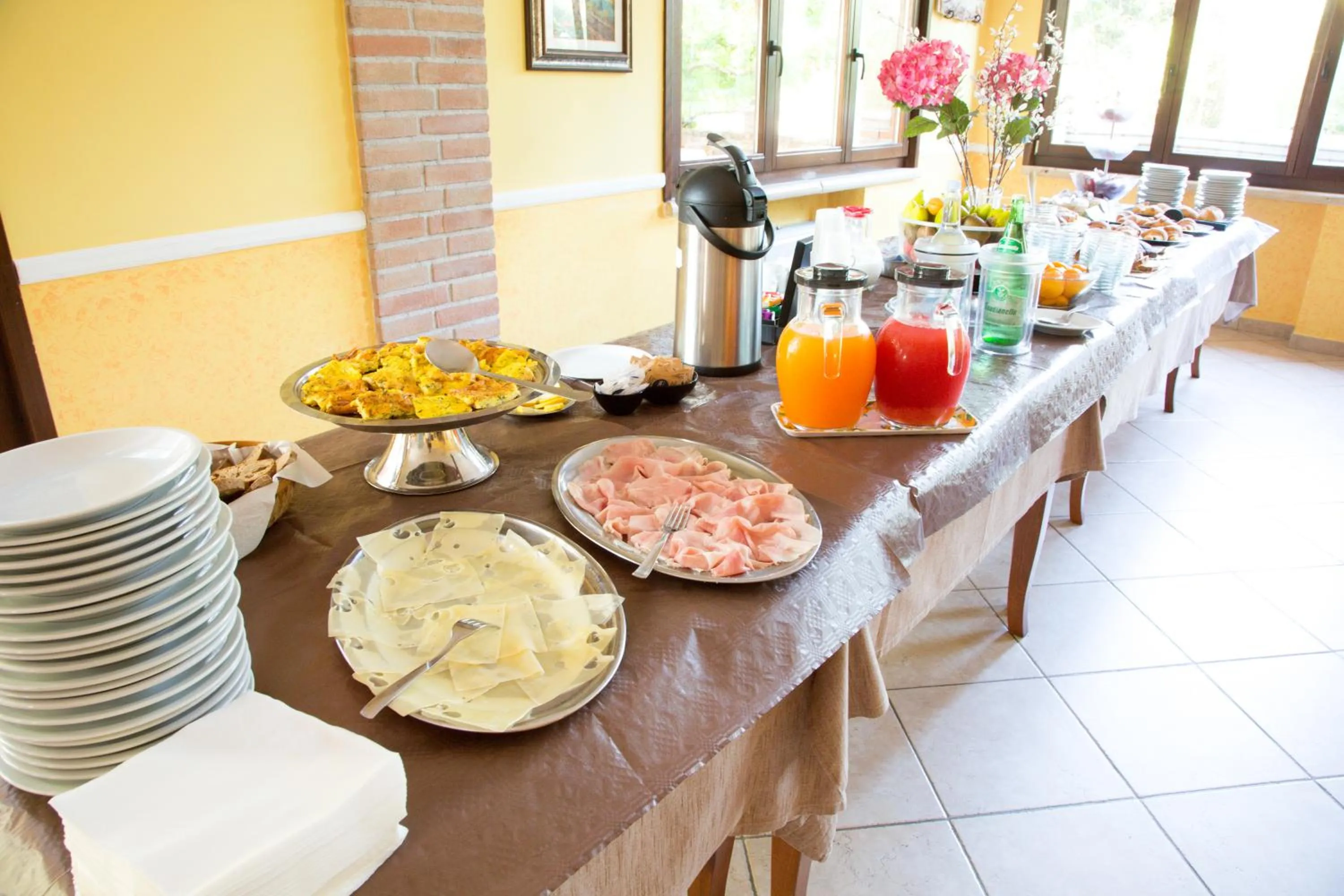 Breakfast in Albergo Il Giardino