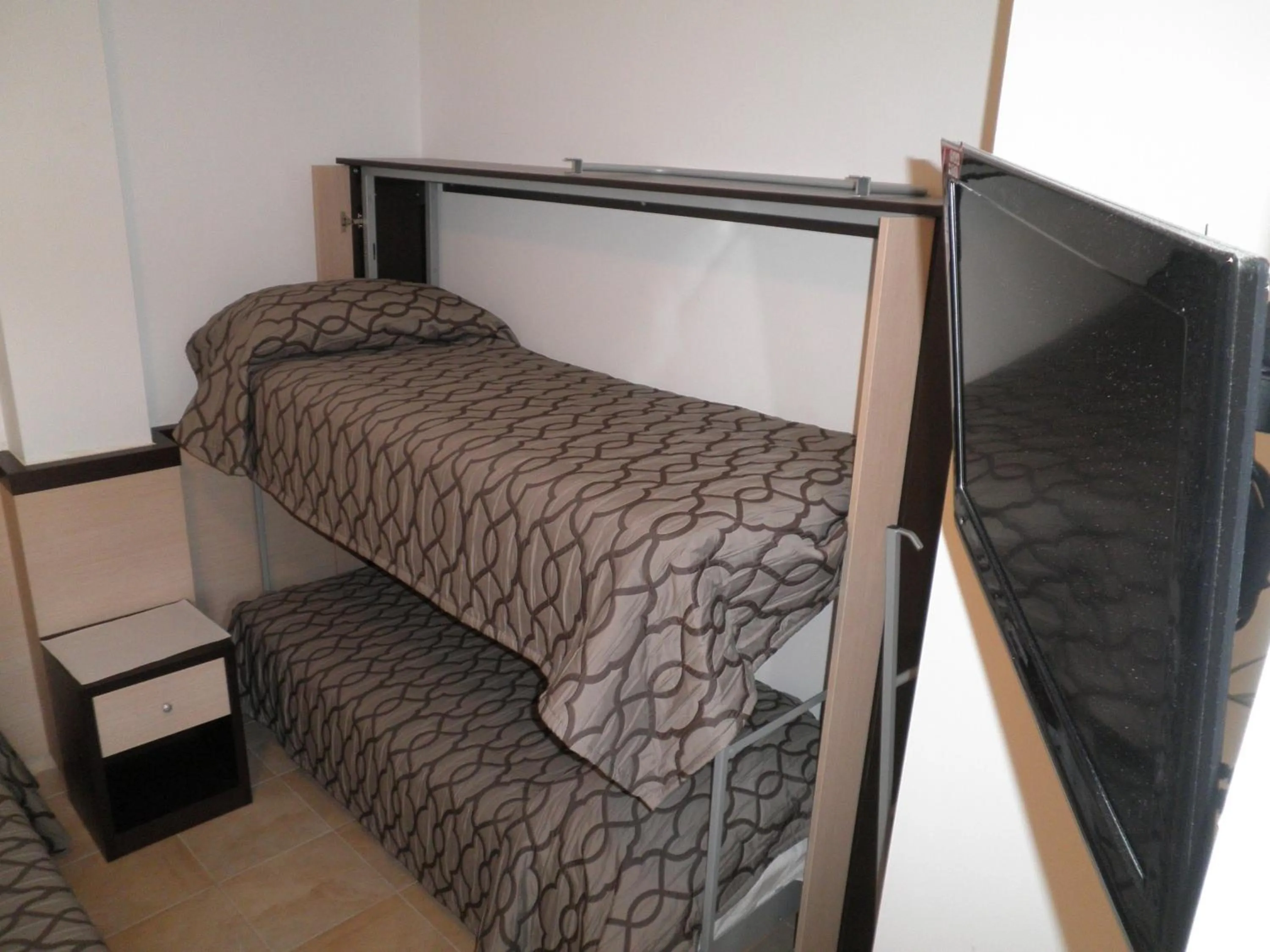 bunk bed, Bed in Albergo Il Giardino