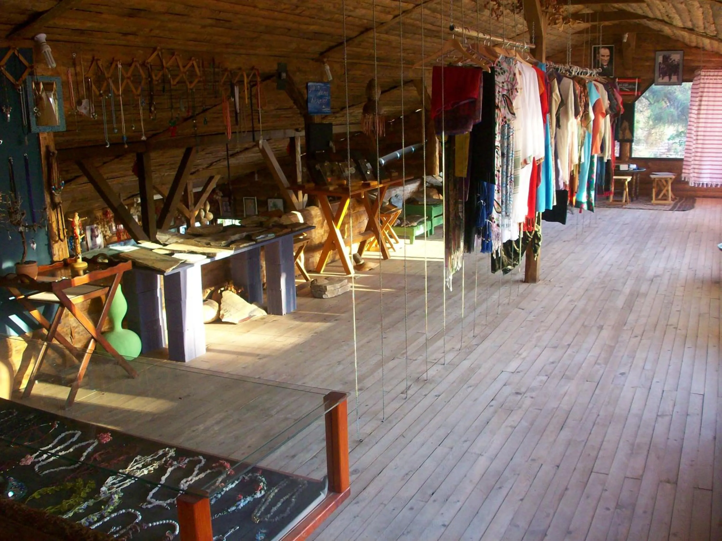 On-site shops in HavaSuPark Bungalows