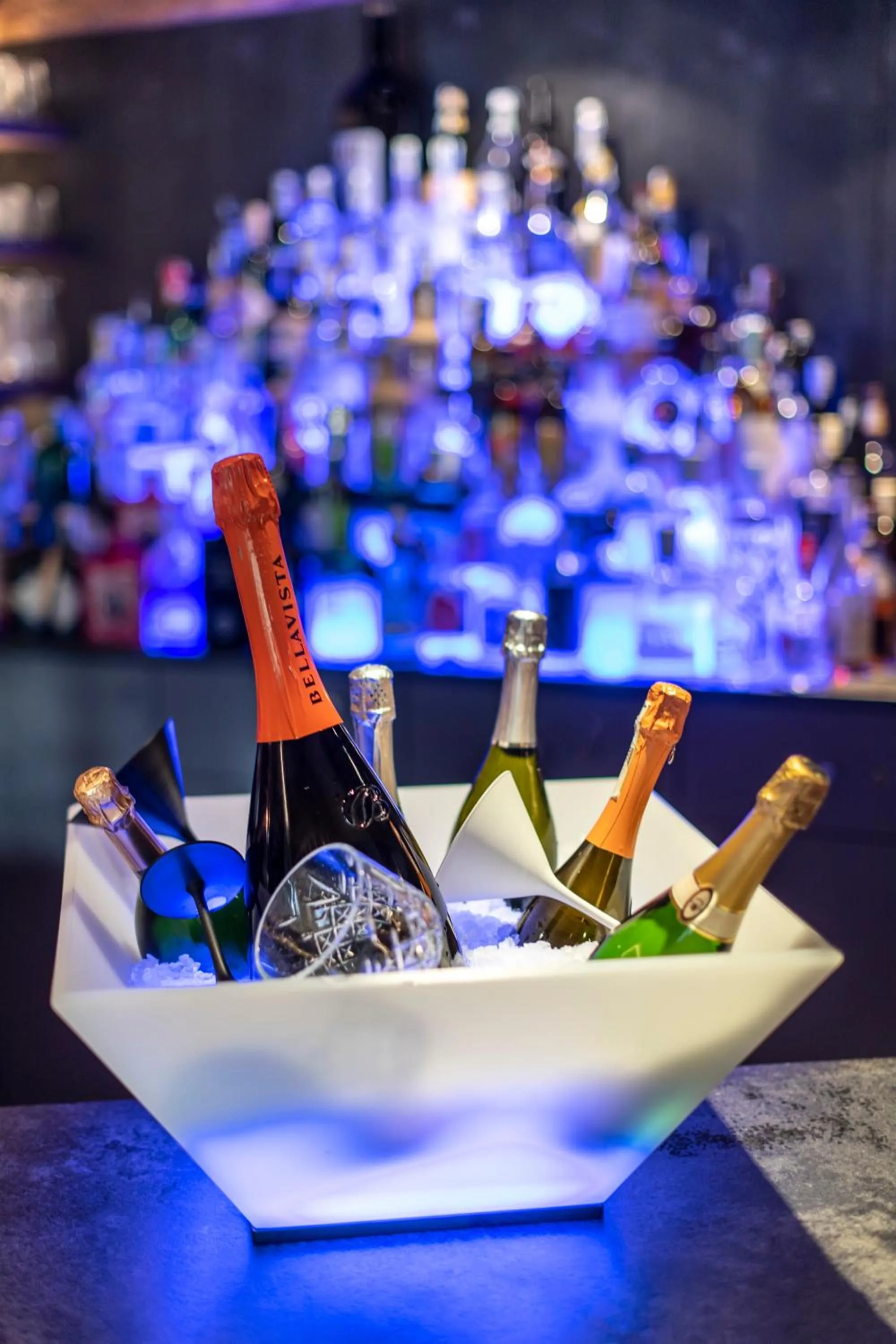 Lounge or bar in ABINEA Dolomiti Romantic SPA