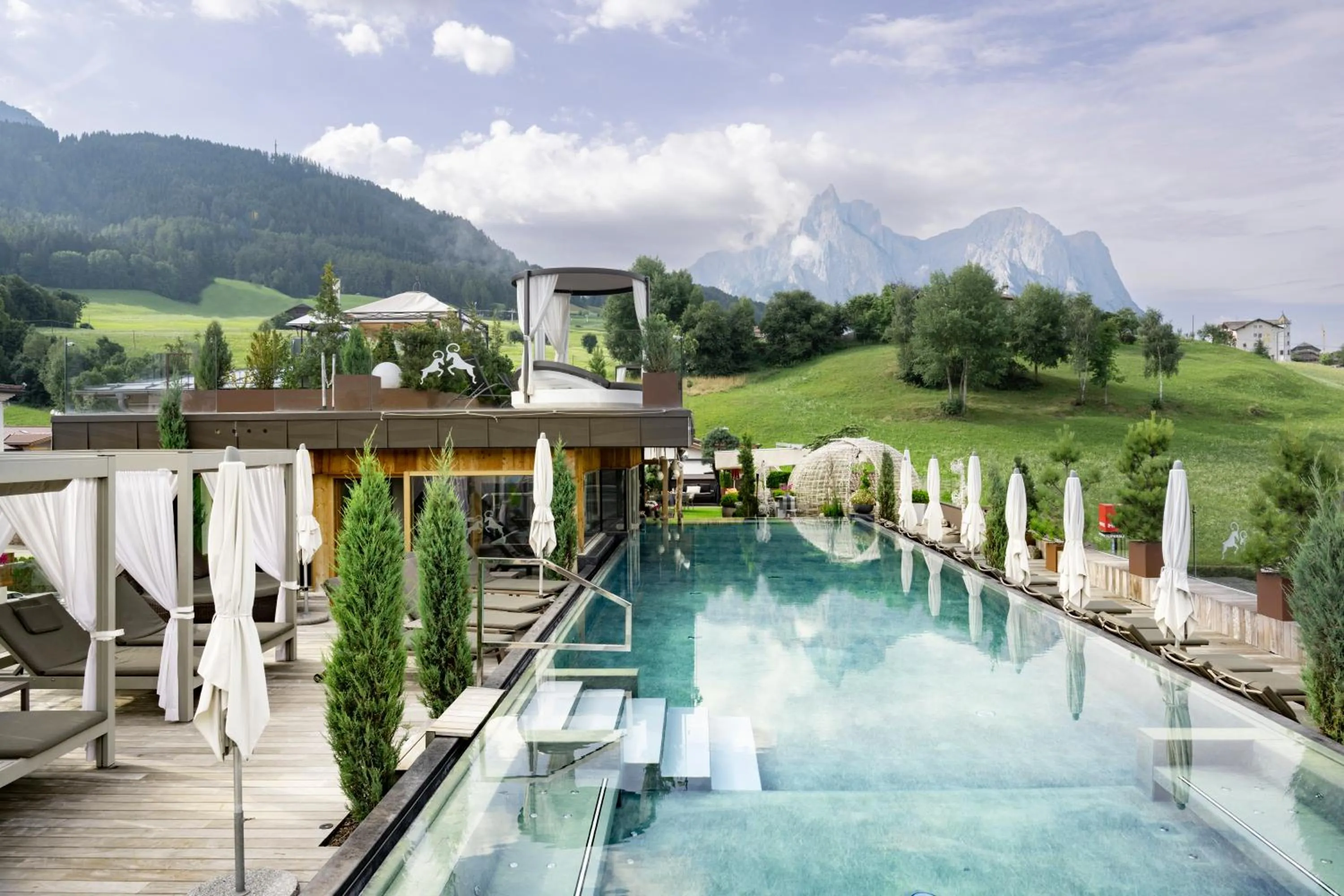 Pool view in ABINEA Dolomiti Romantic SPA