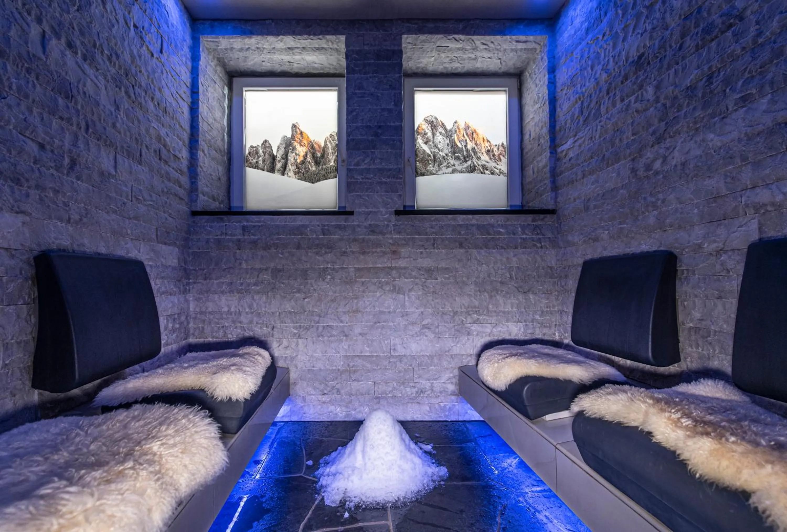 Sauna in ABINEA Dolomiti Romantic SPA