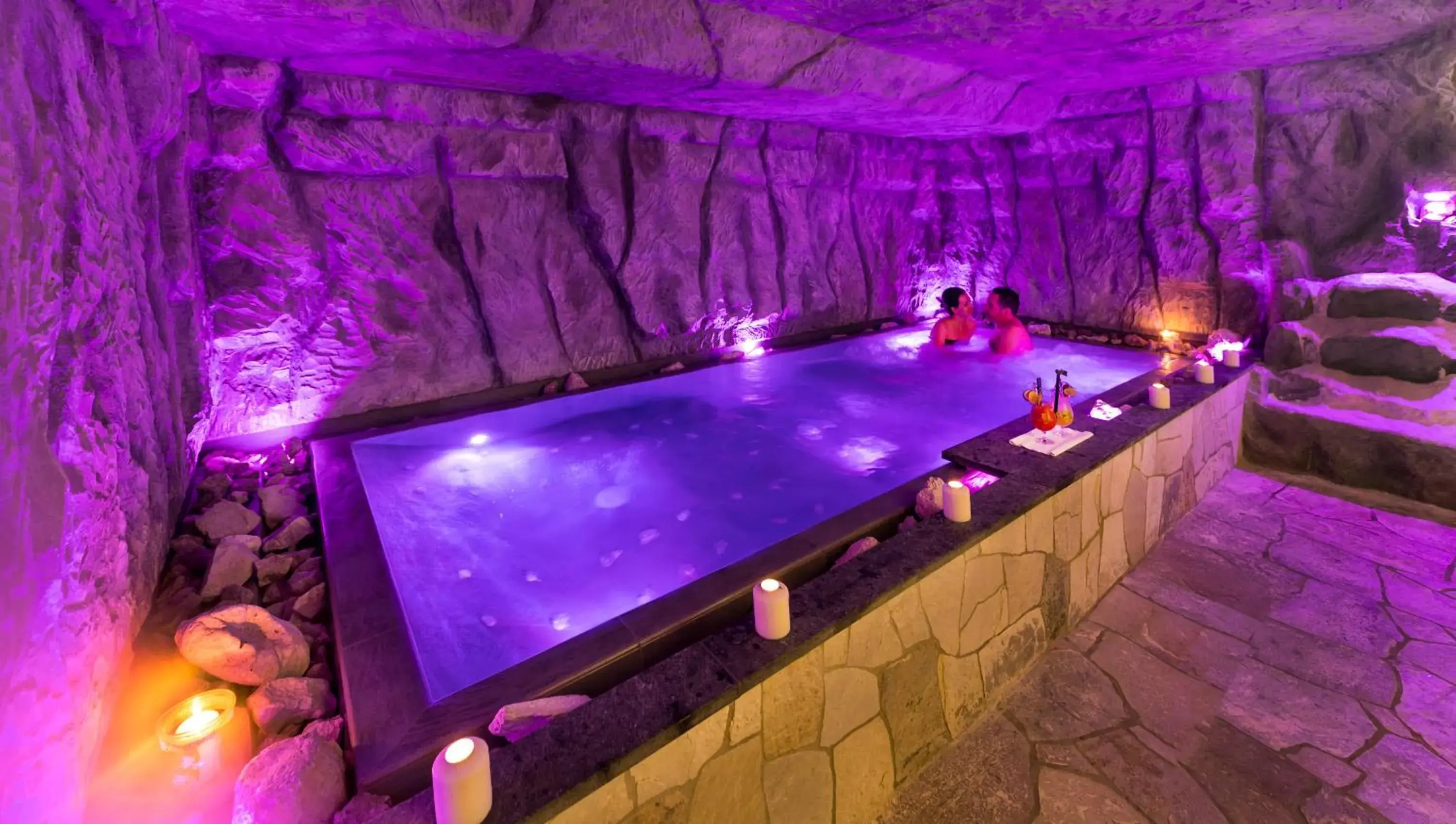 Spa and wellness centre/facilities in ABINEA Dolomiti Romantic SPA Spa and wellness centre/facilities in ABINEA Dolomiti Romantic SPA