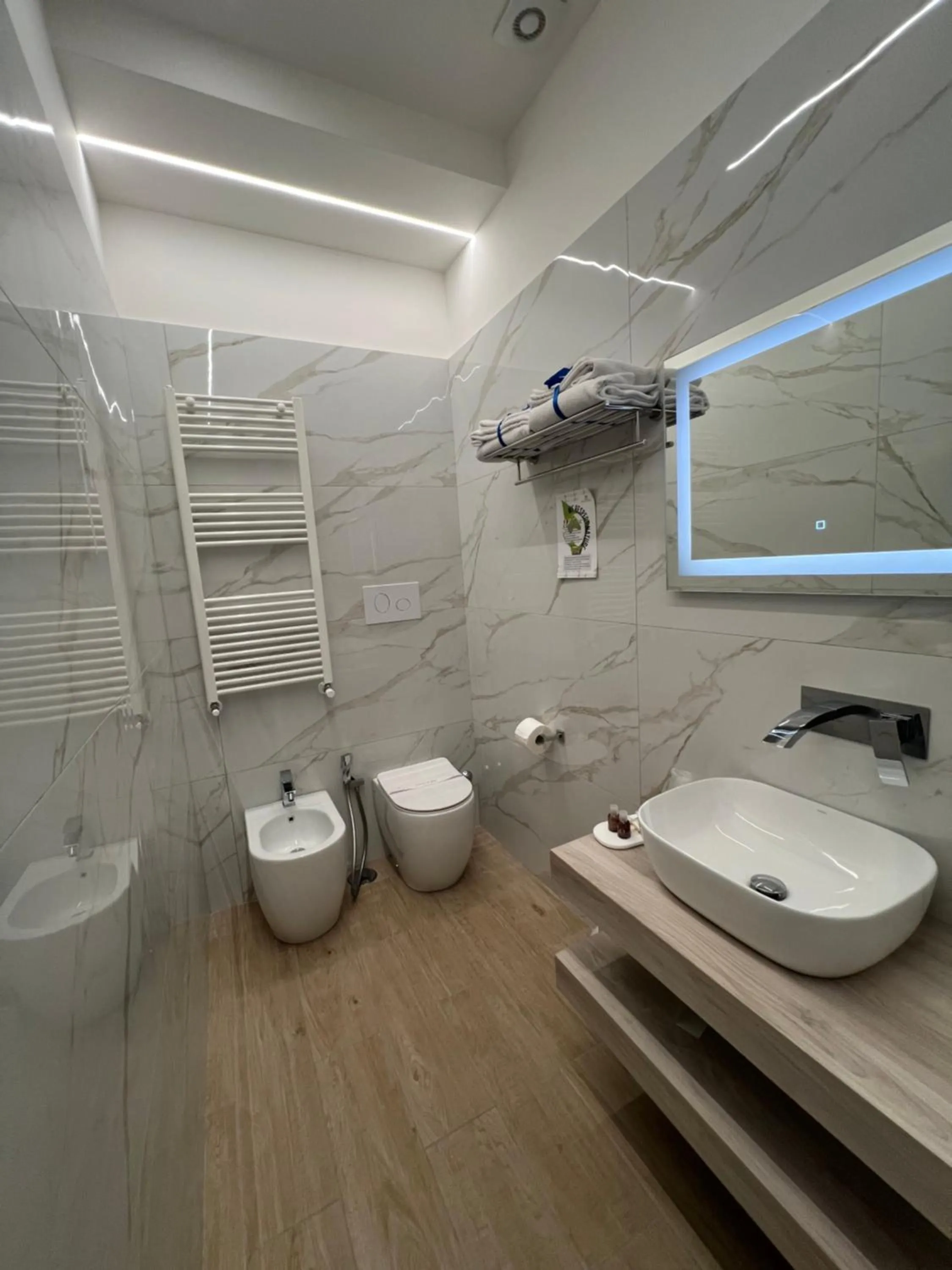 Relais Piazza Del Plebiscito B&B