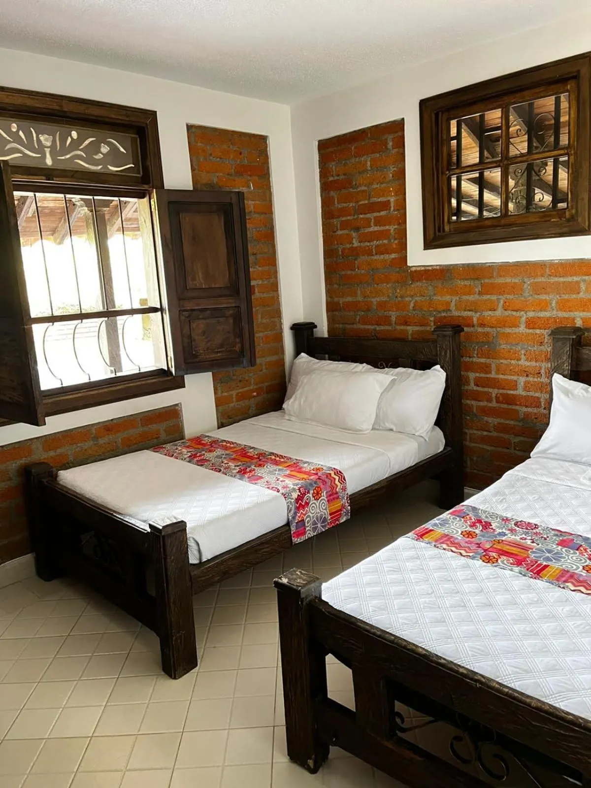 Twin Room - single occupancy in Finca Hotel Casa Nostra, Villa Manuela