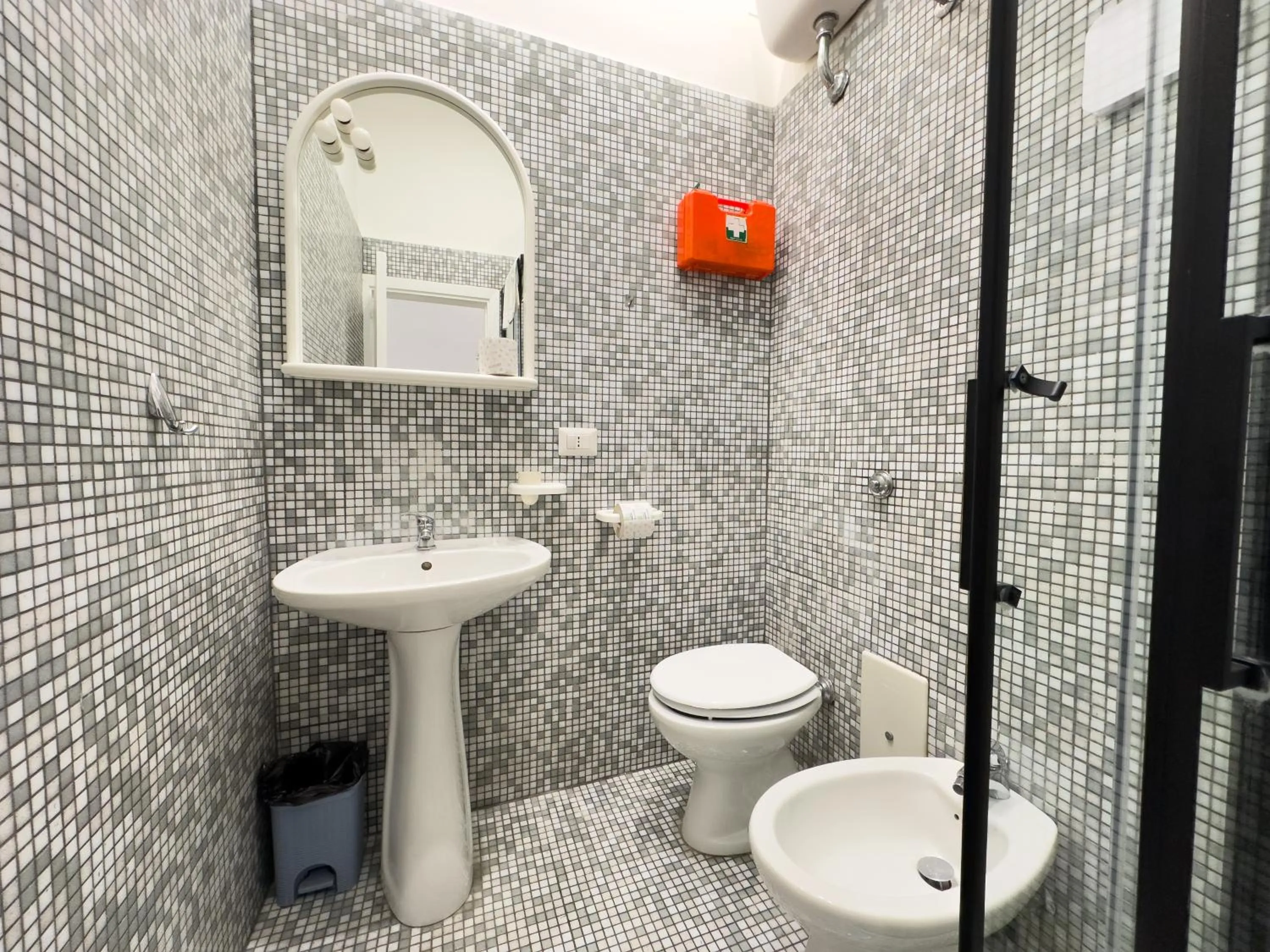 Shower in Ale & Tizy House