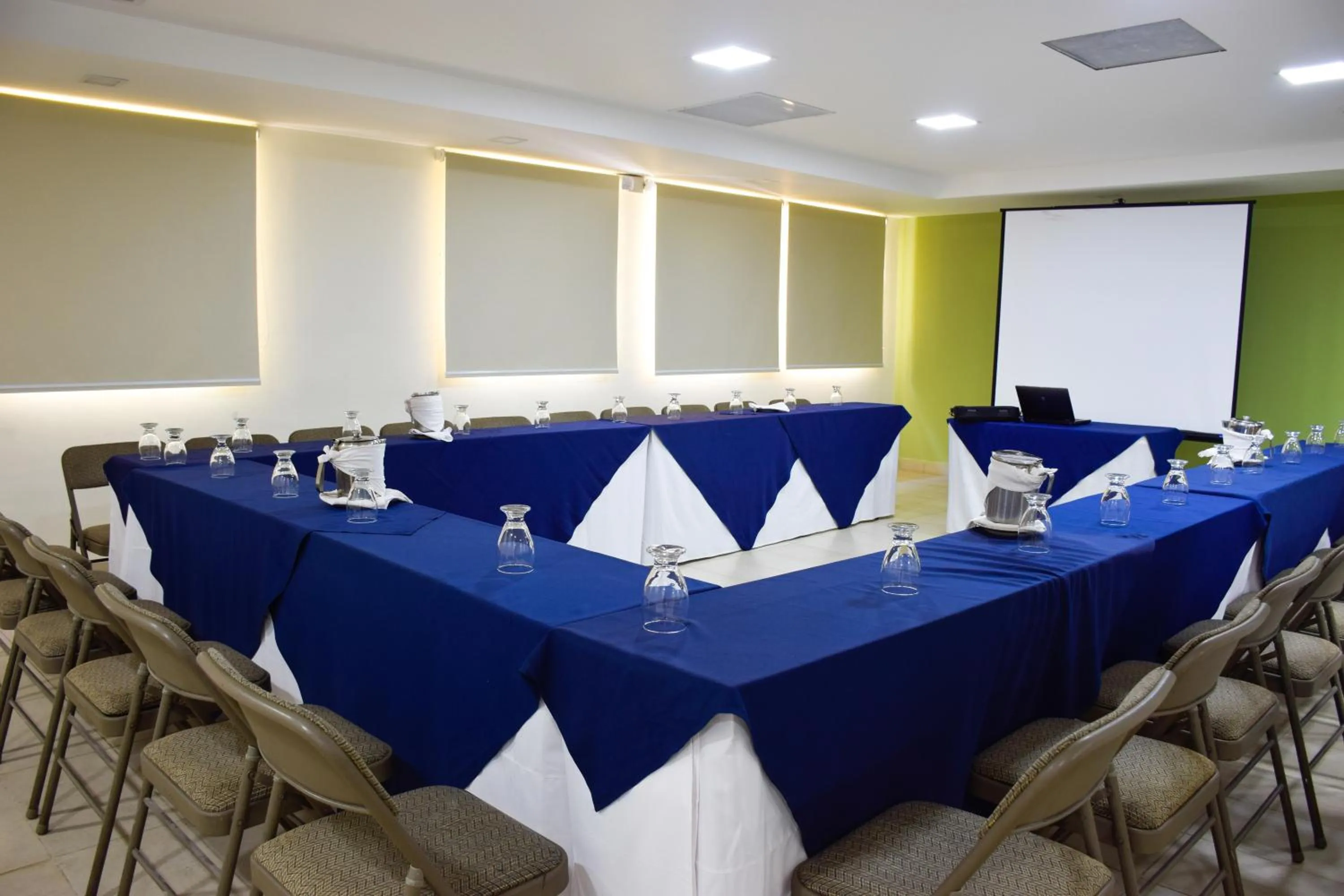 Banquet/Function facilities in Hotel Gardenia Inn