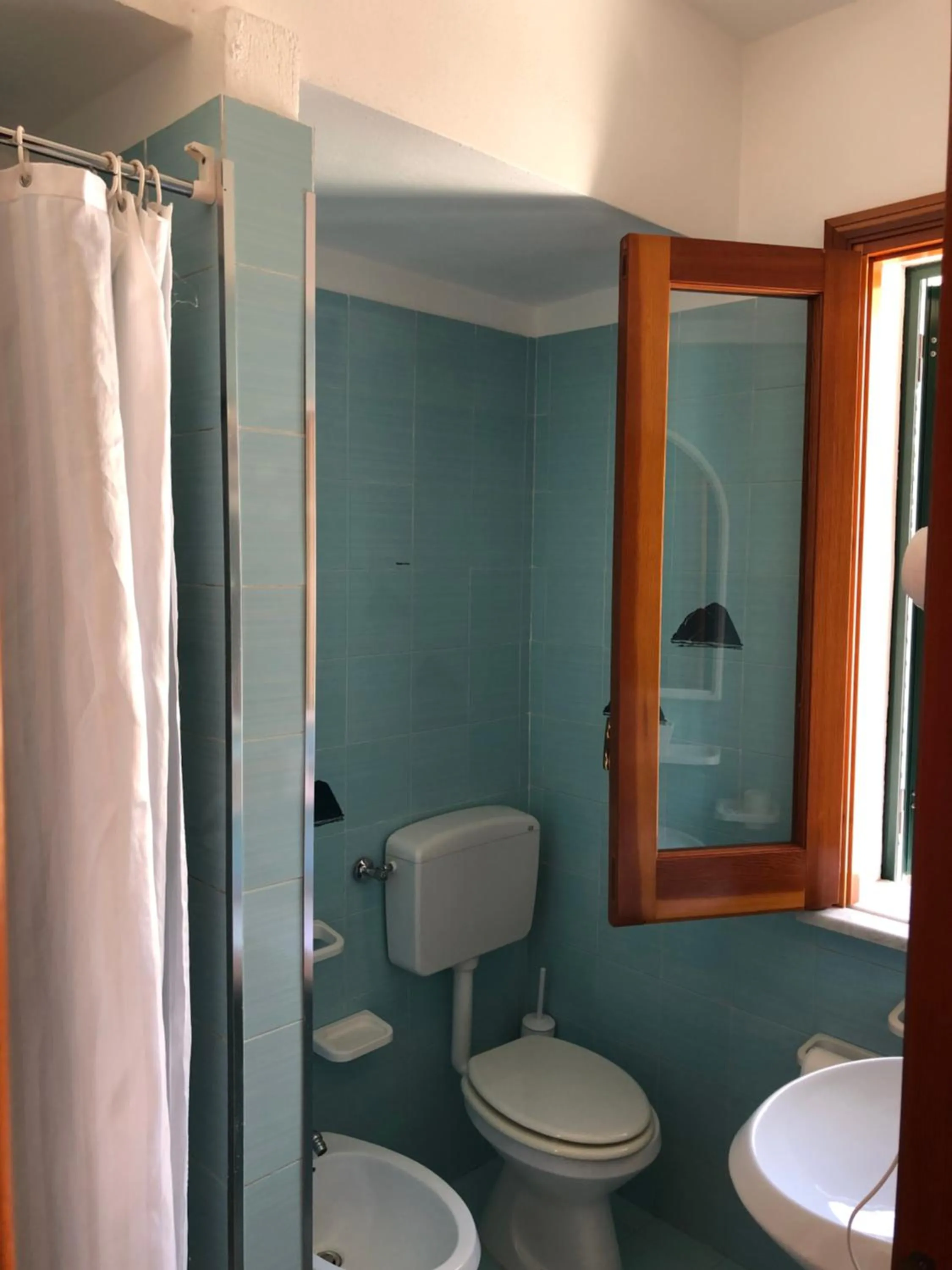 Shower in Hotel Ariston