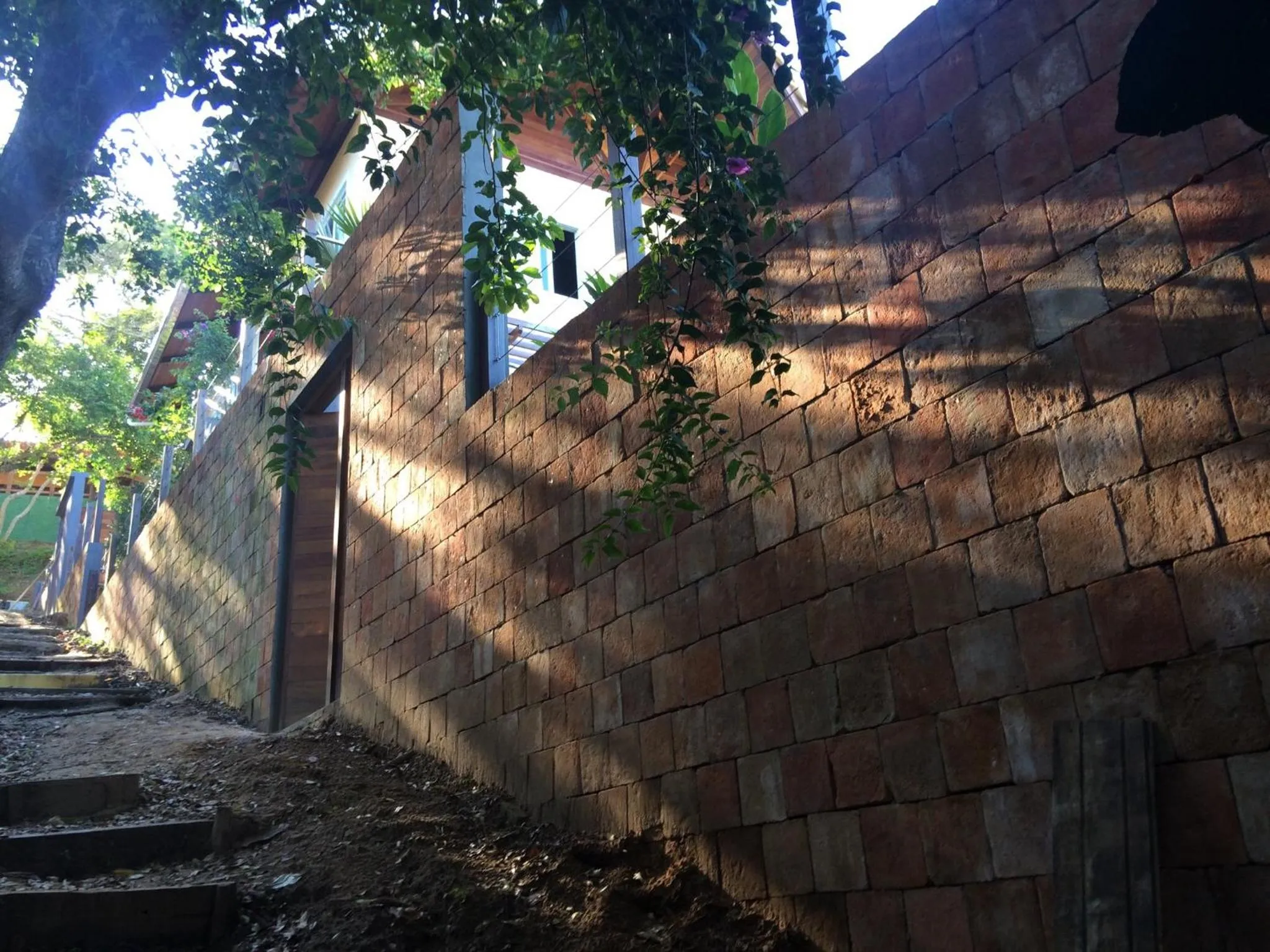 Property building in Jardim Secreto