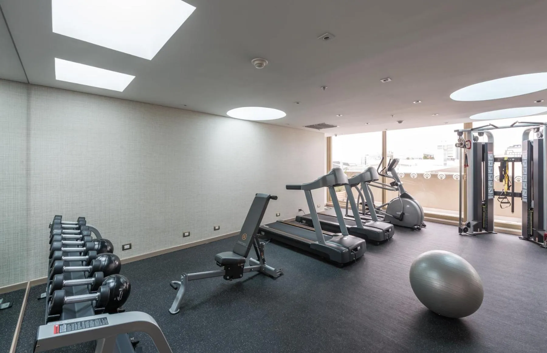Fitness centre/facilities in Hotel El Dorado Bogota