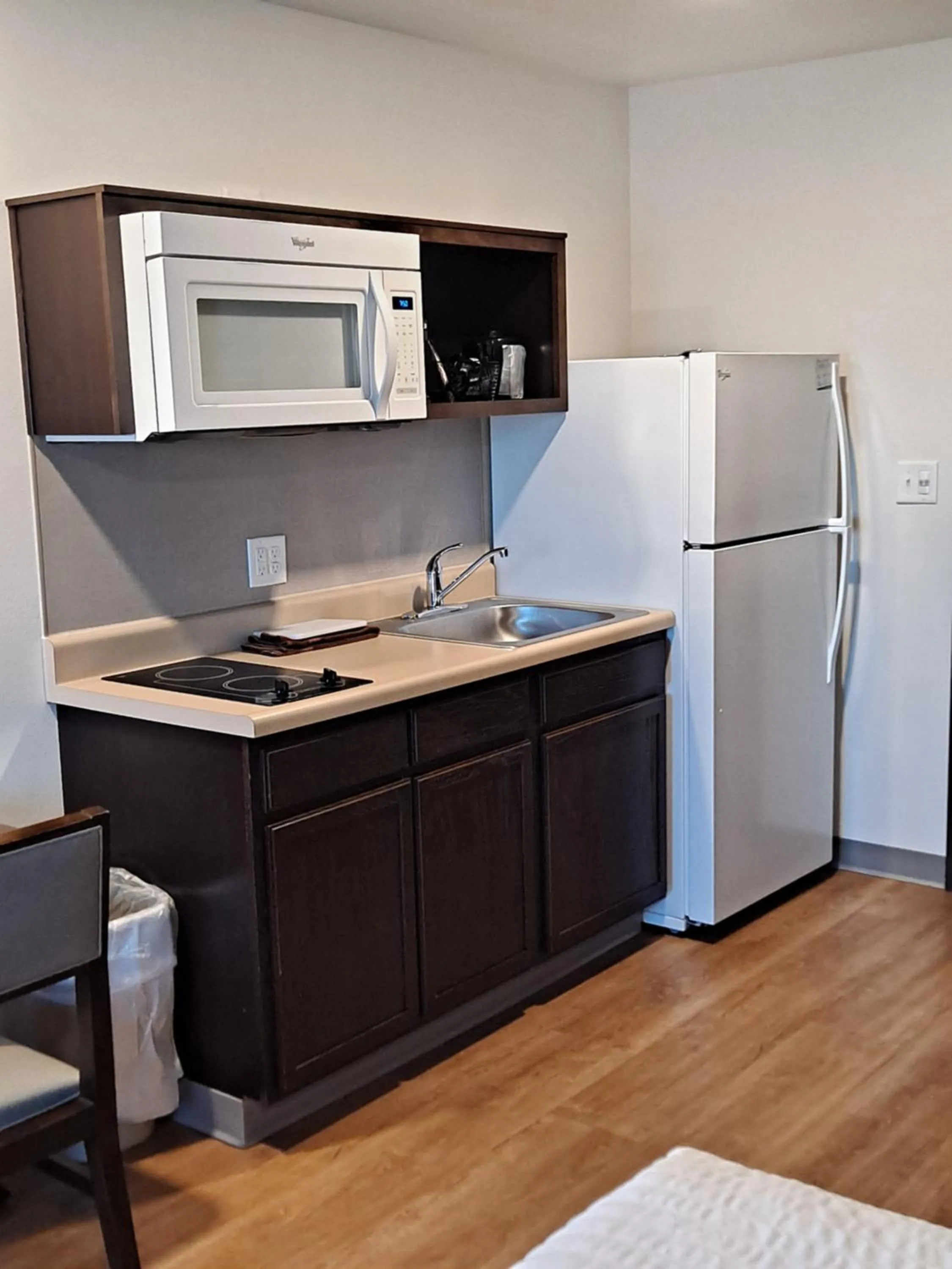 Kitchen or kitchenette in WoodSpring Suites Fargo North Near NDSU