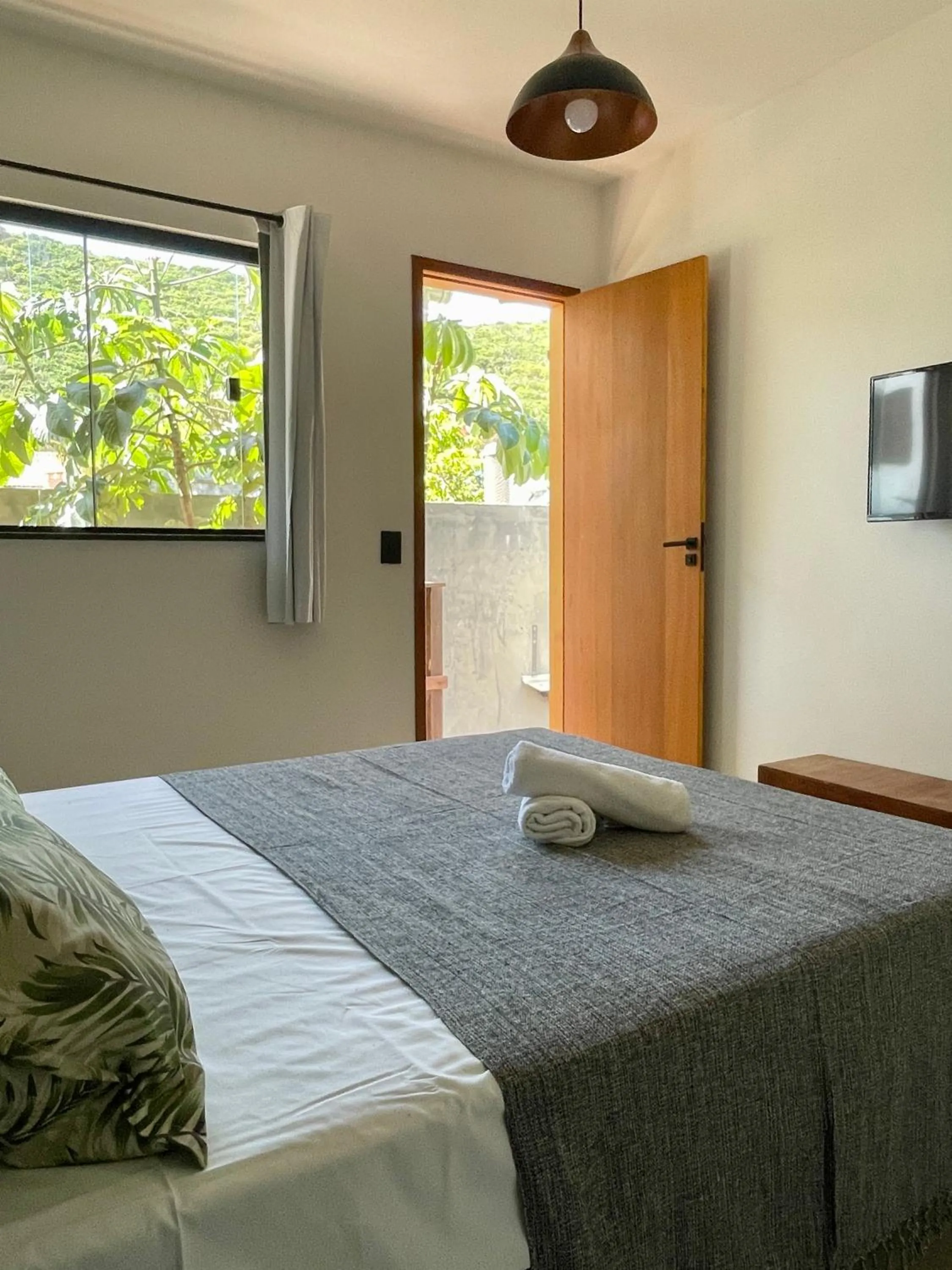 Bed in A Coroa Hostel & Pousada