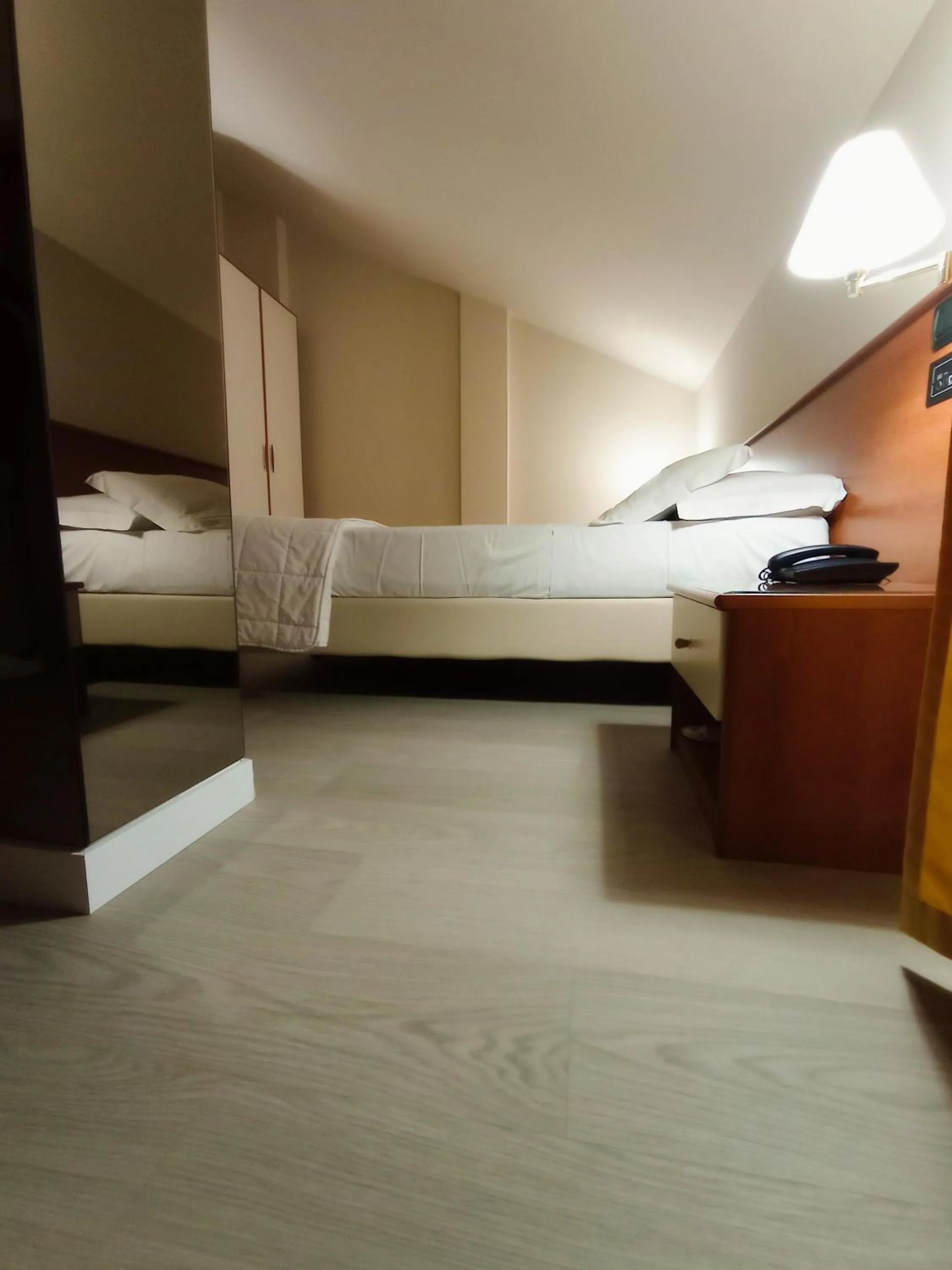 Bed in Hotel Motel Europa