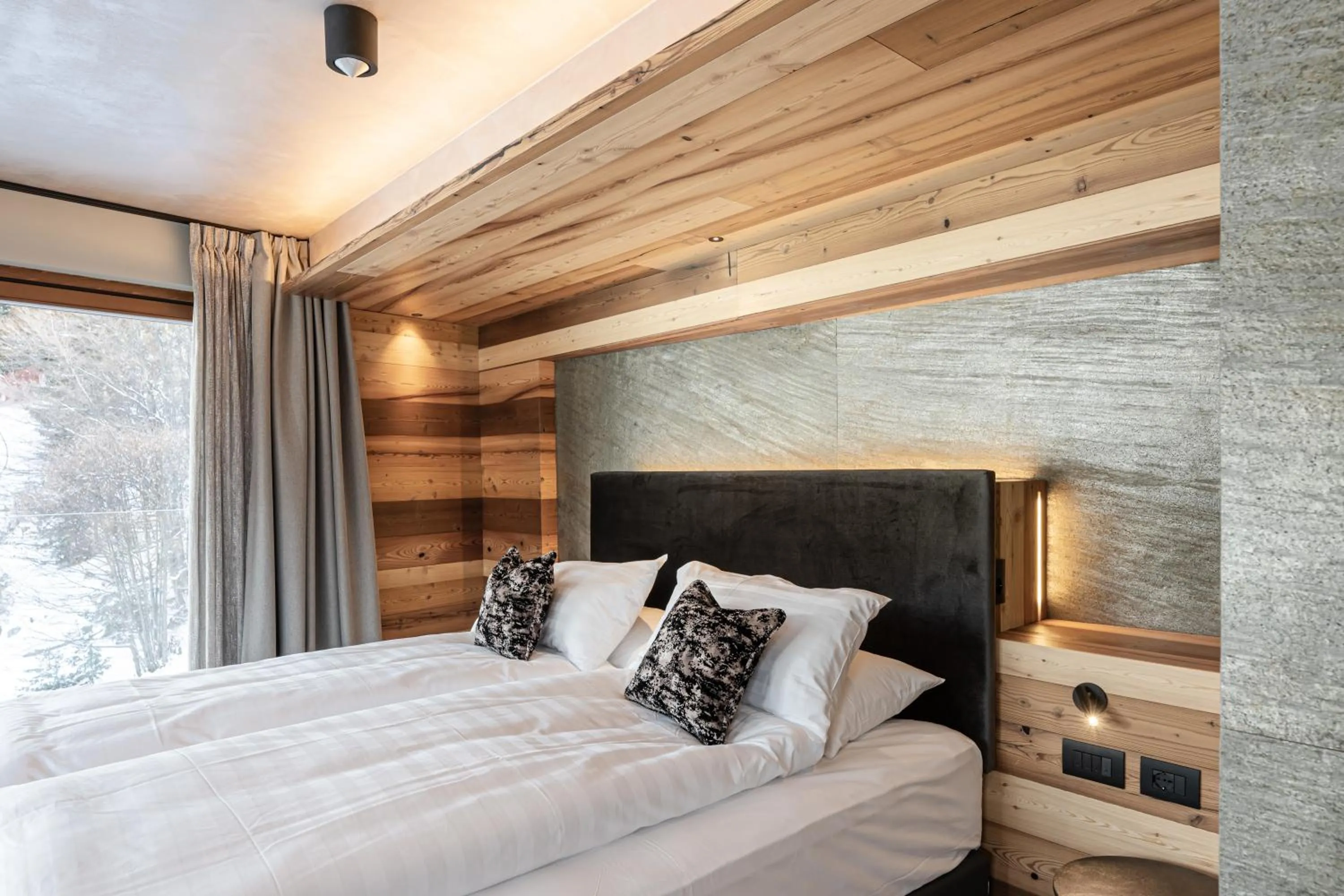 Bed in Cerana Relax Hotel