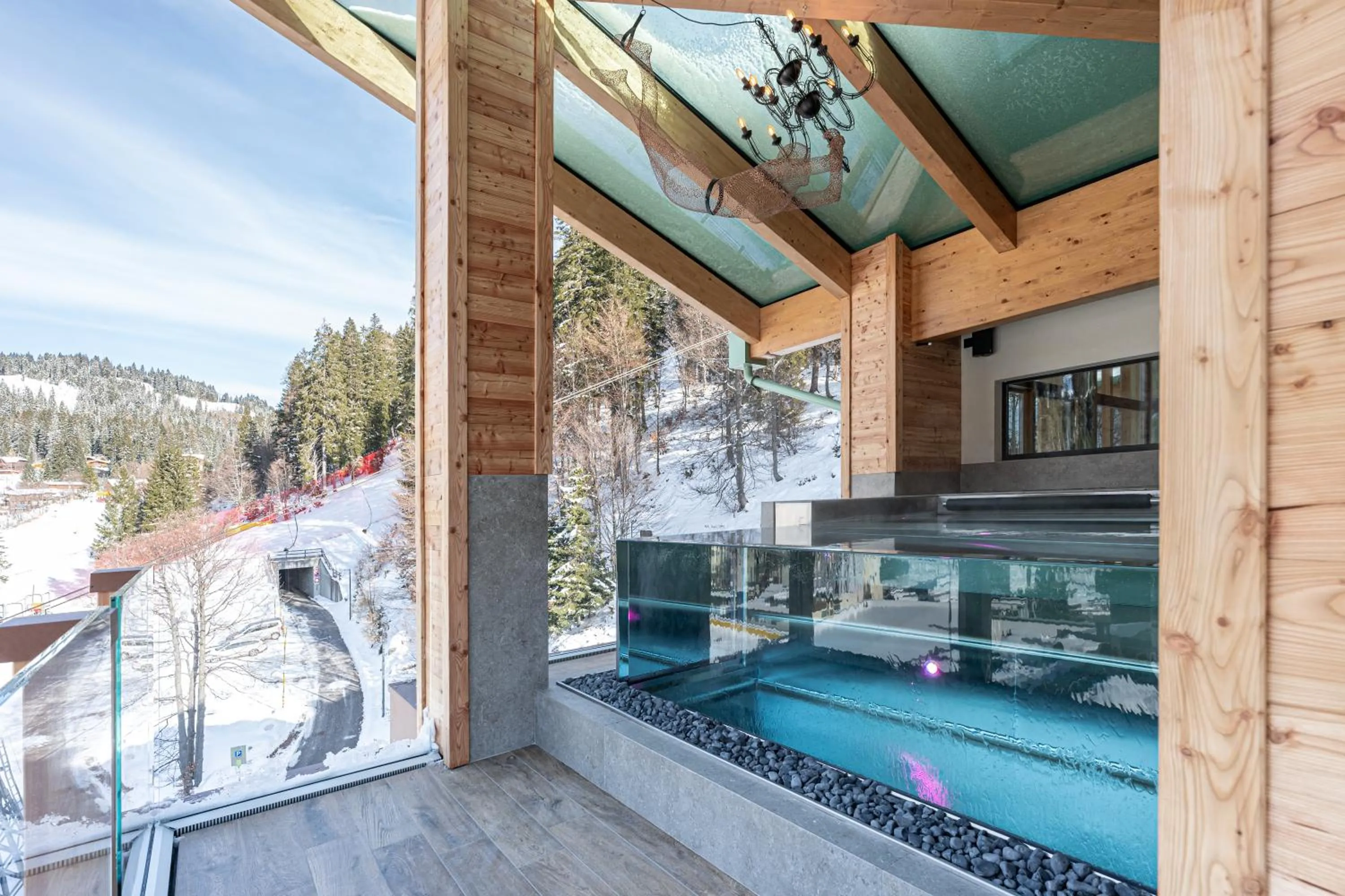 Hot Tub in Cerana Relax Hotel