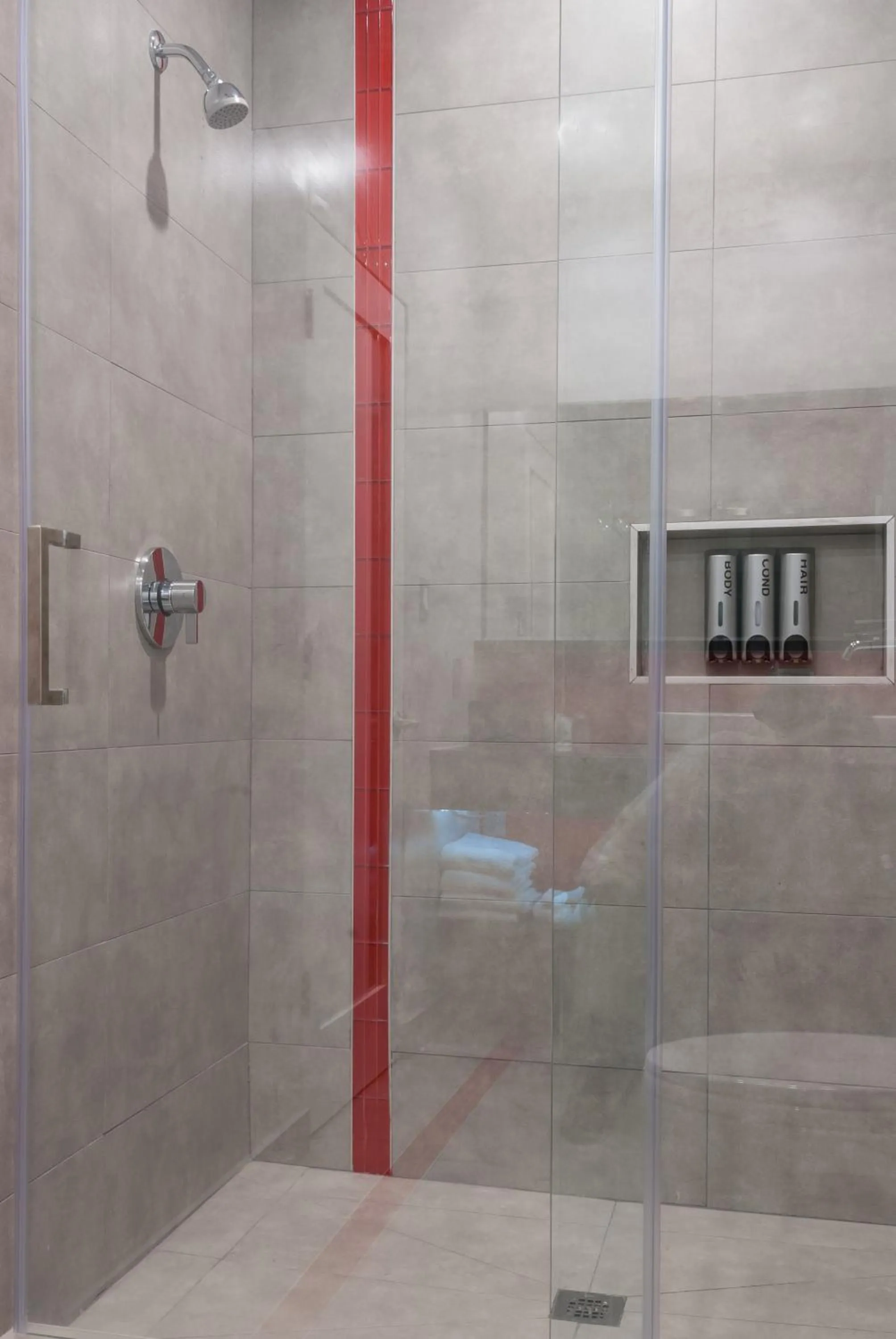 Bathroom in Astro Pasadena Hotel