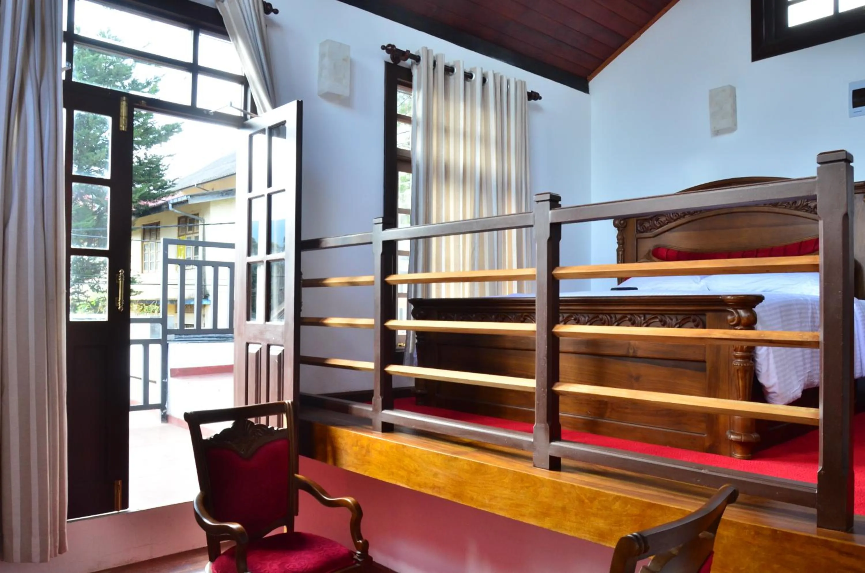 Day, Bed in Bungalow 1926