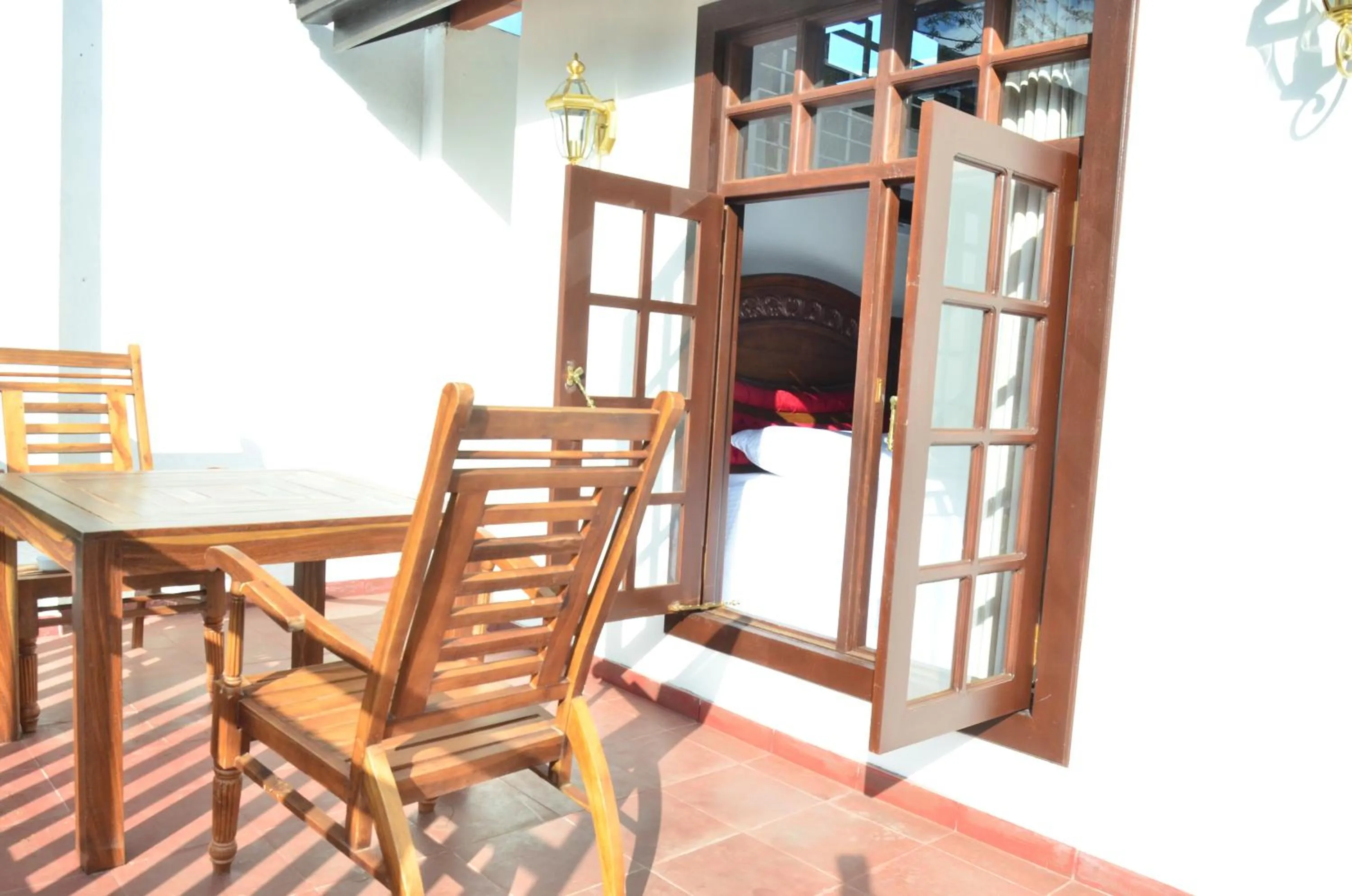 Day in Bungalow 1926