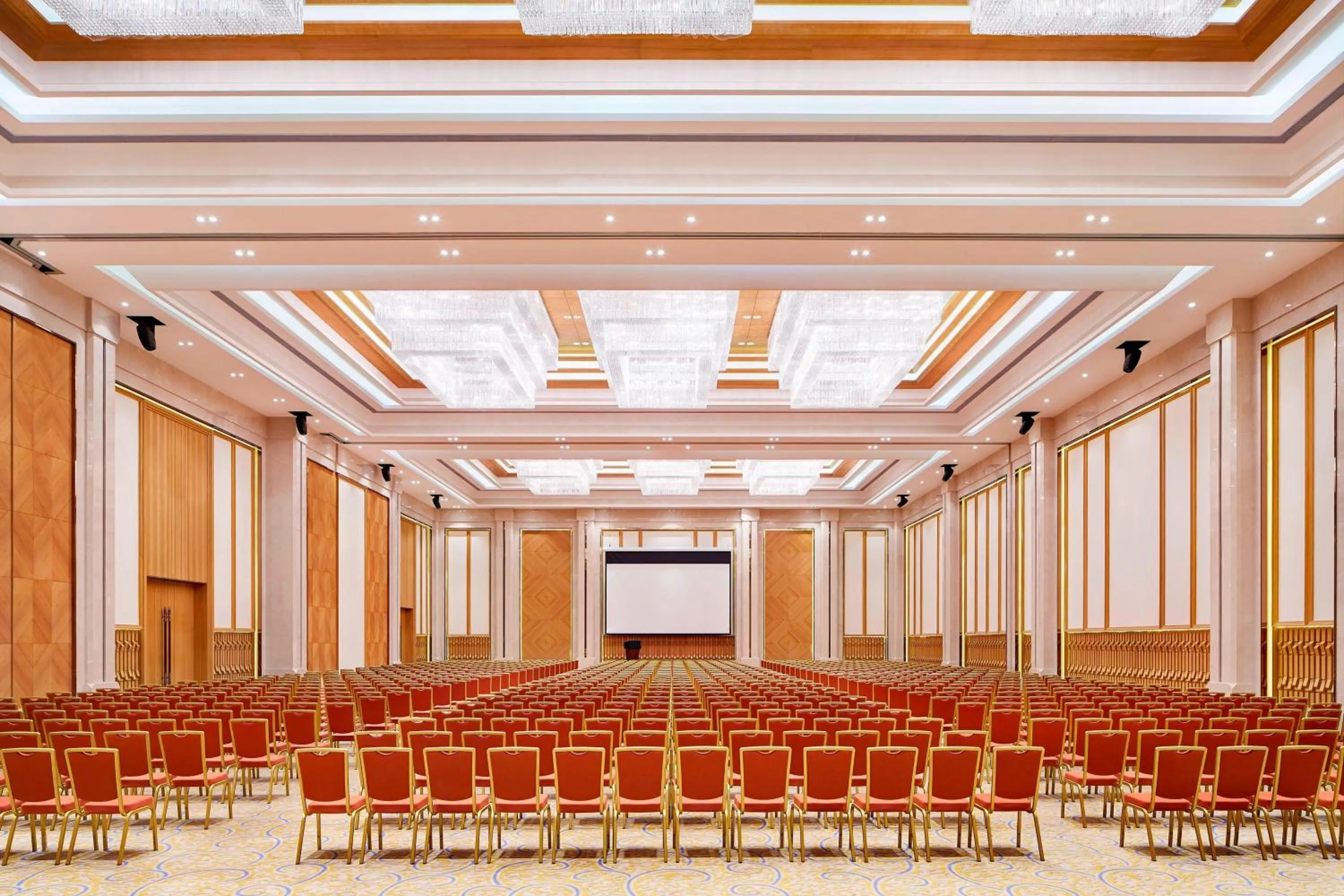 Meeting/conference room in Four Points by Sheraton Heyuan Resort