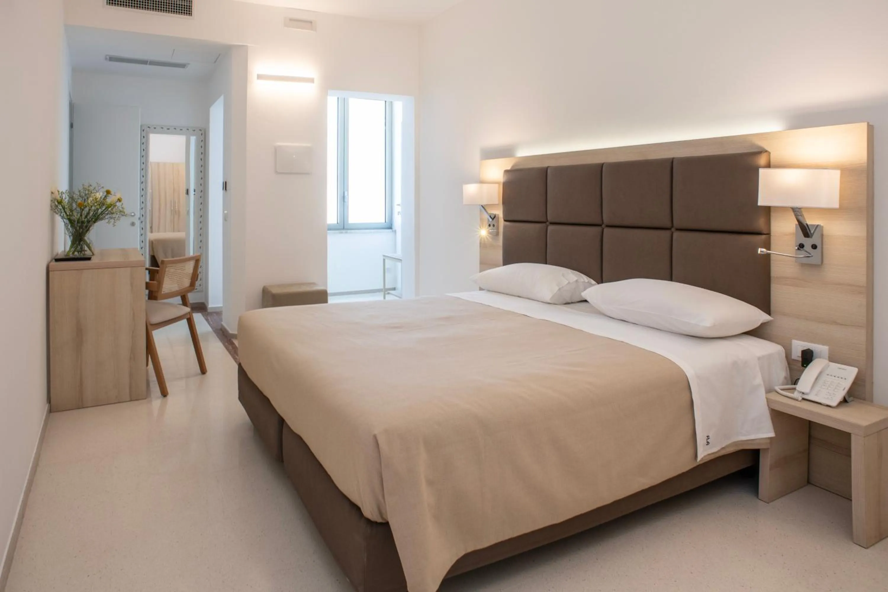 Bed in Hotel Albània