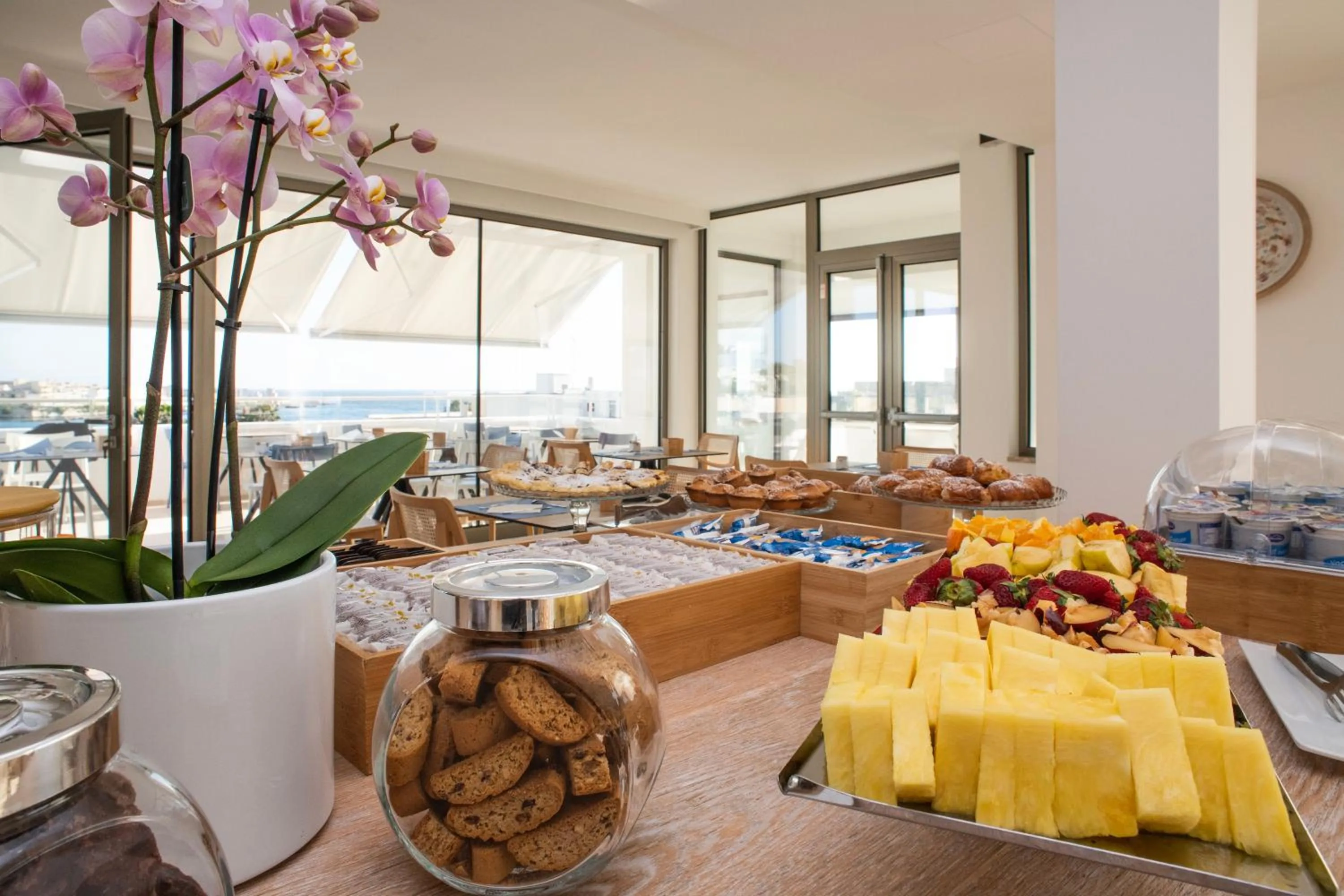 Breakfast in Hotel Albània