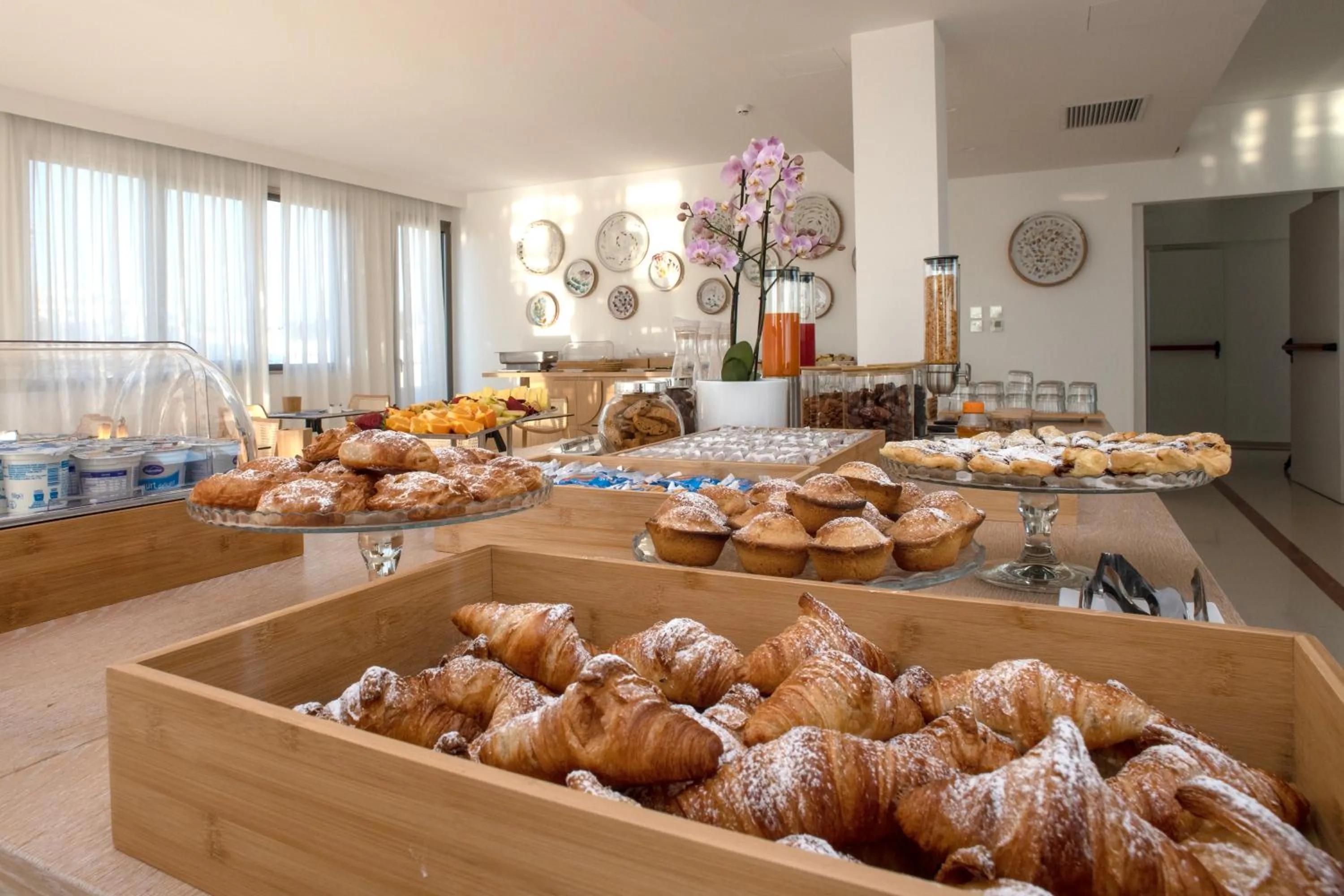 Breakfast in Hotel Albània