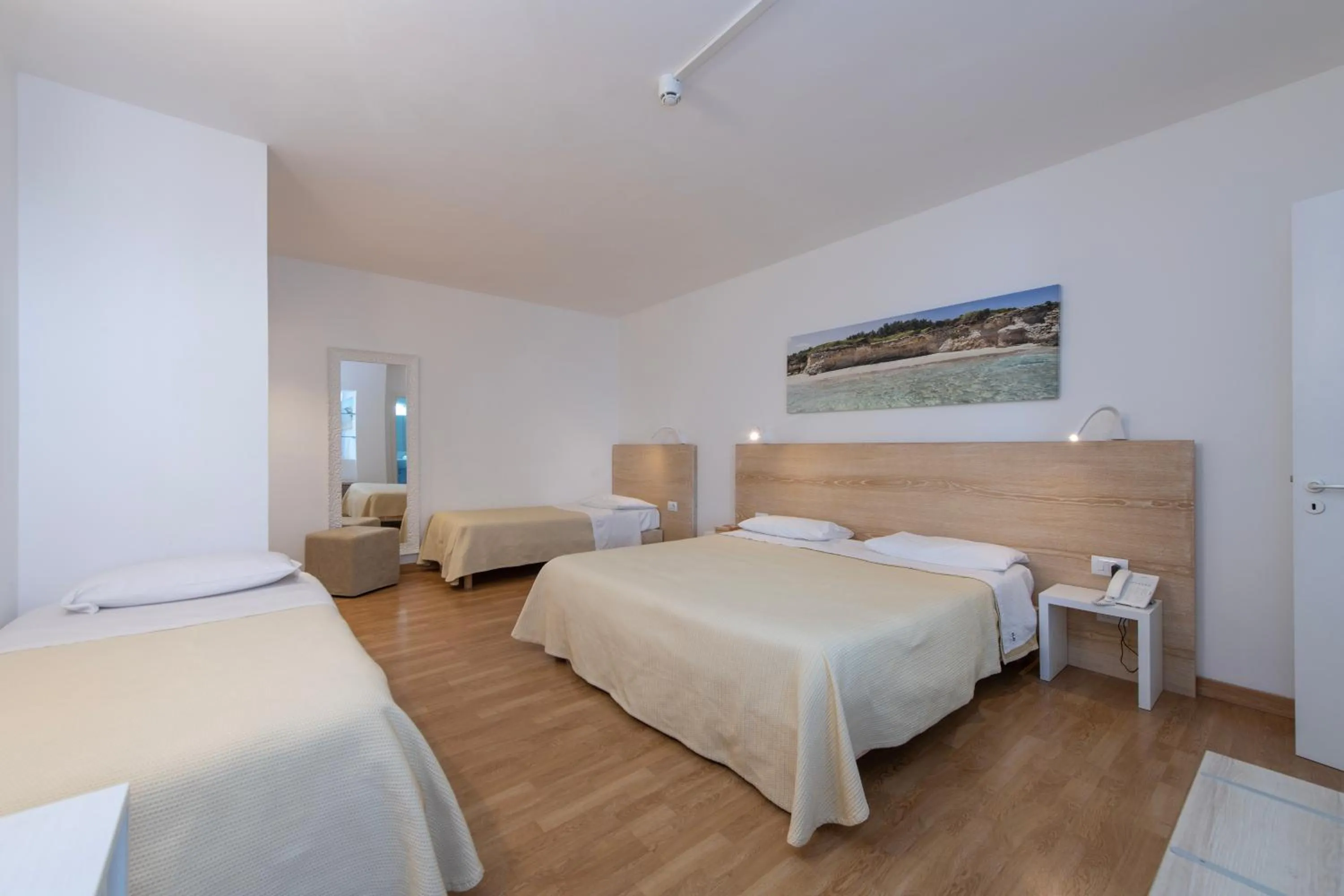 Bed in Hotel Albània