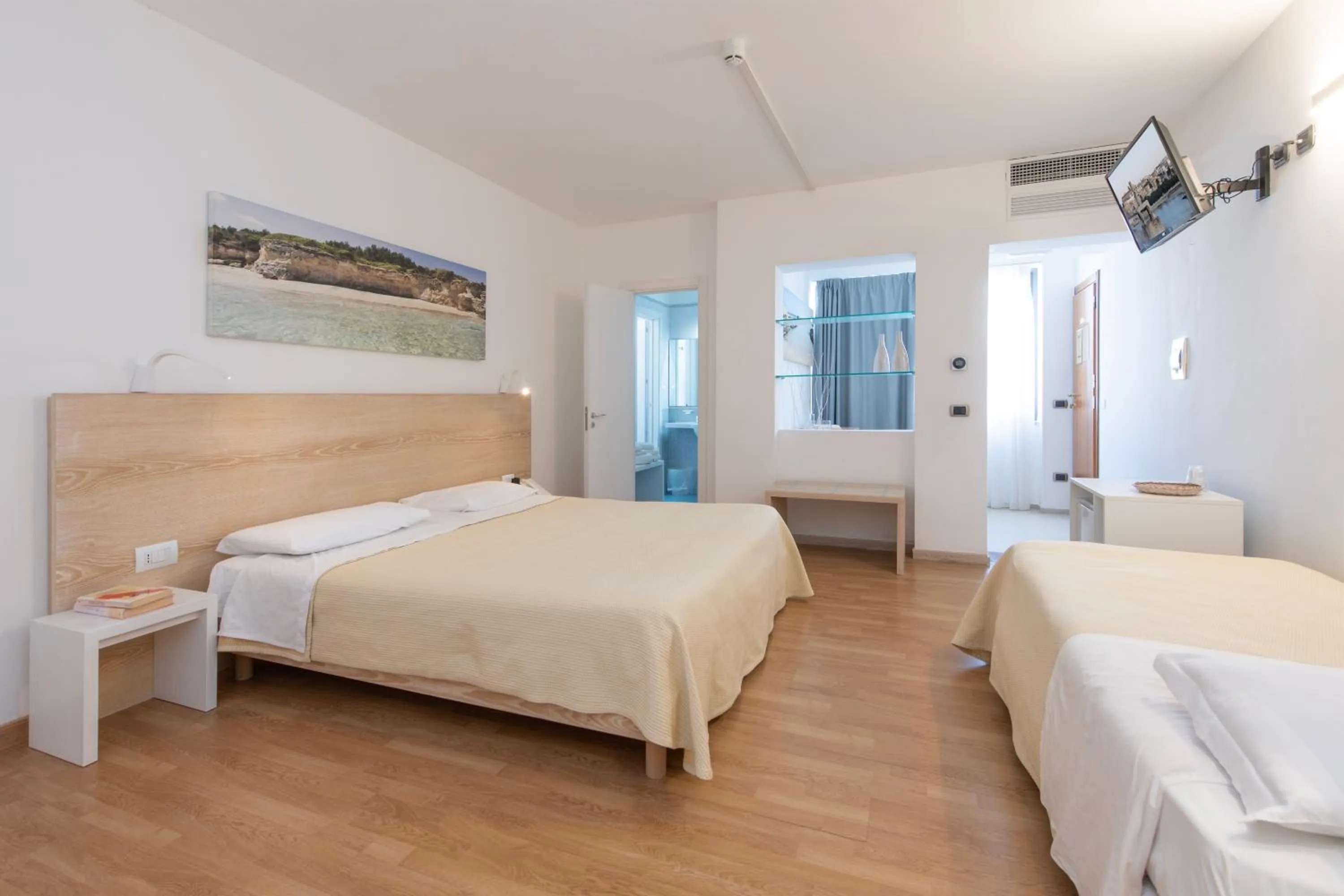 Bed in Hotel Albània