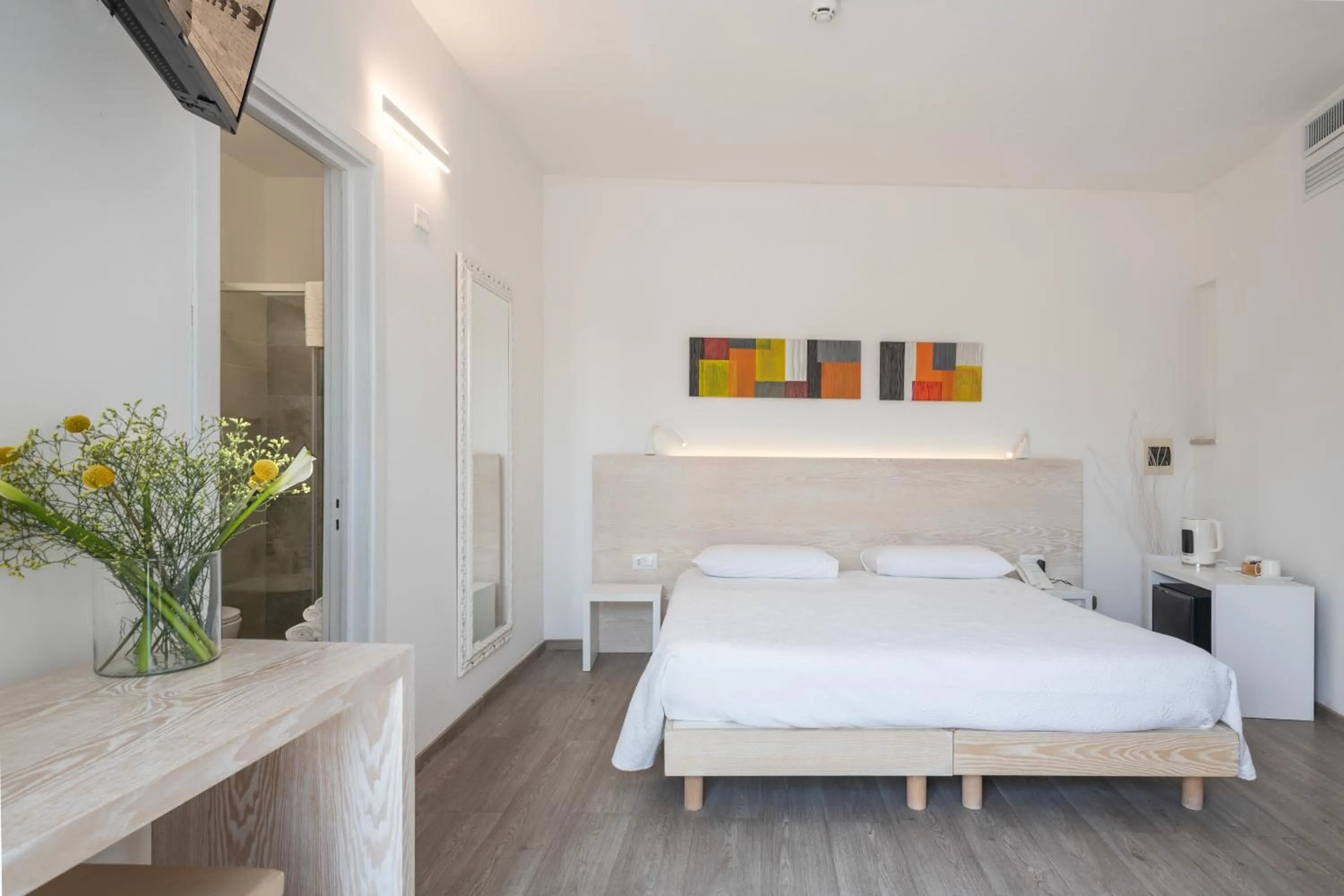 Bed in Hotel Albània