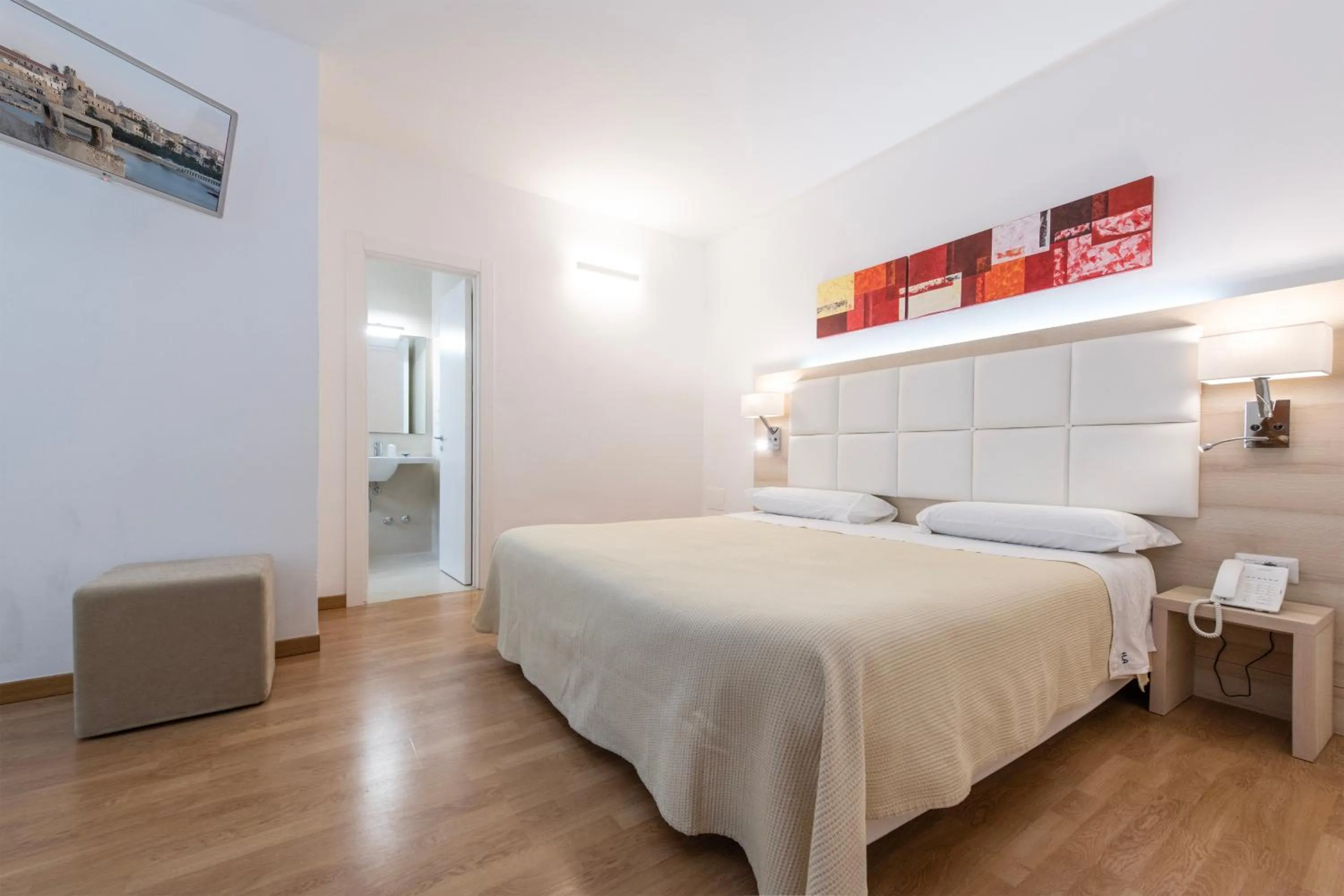 Bed in Hotel Albània