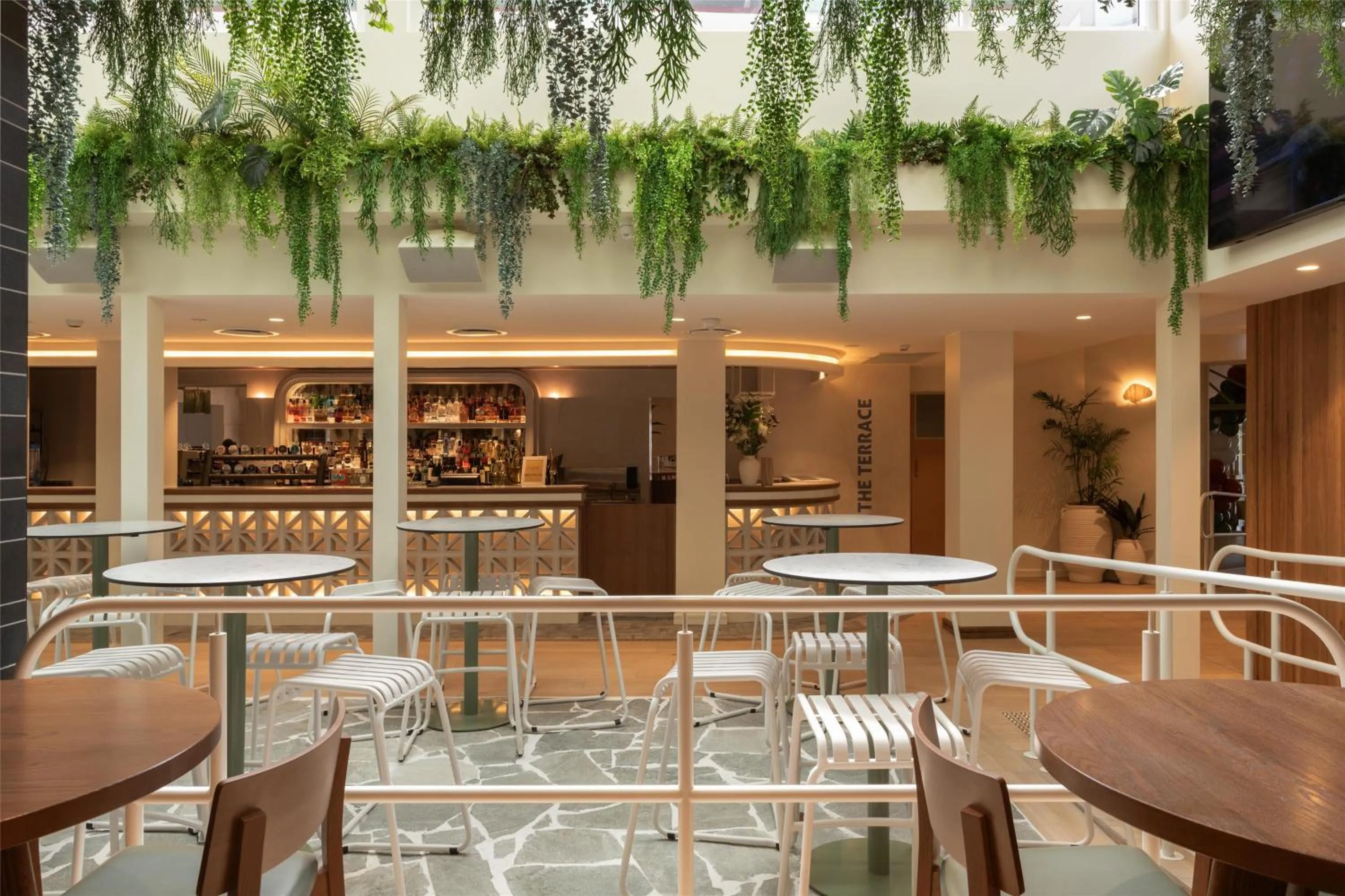 Lounge or bar in Nightcap at Manly Hotel