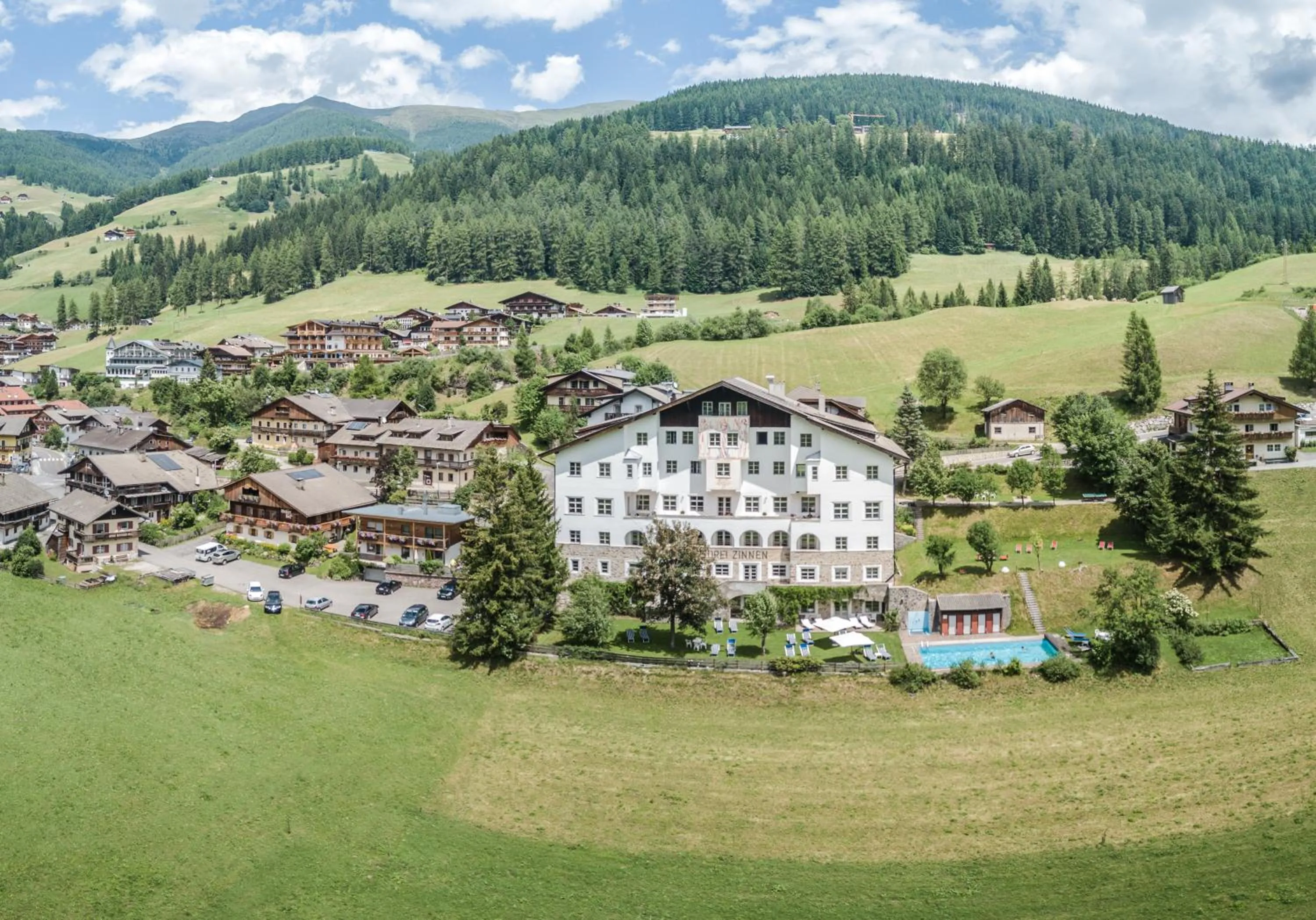 Property building in Hotel Tre Cime Sesto - Sexten