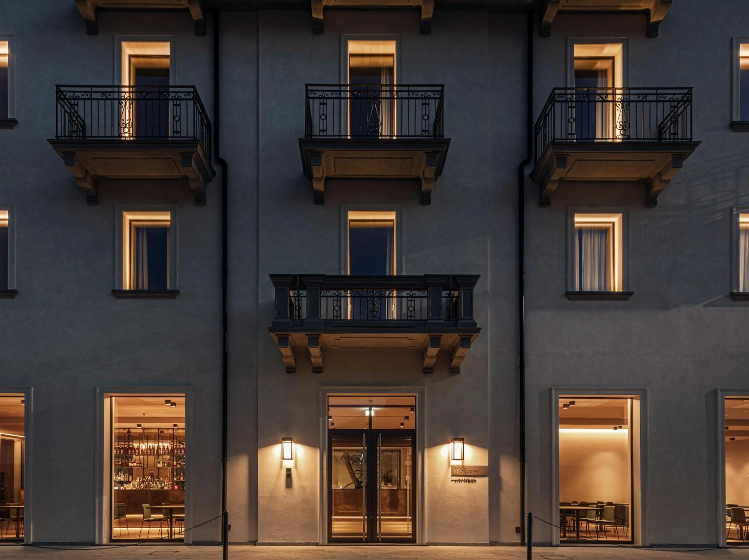 Property building in Hotel Promessi Sposi