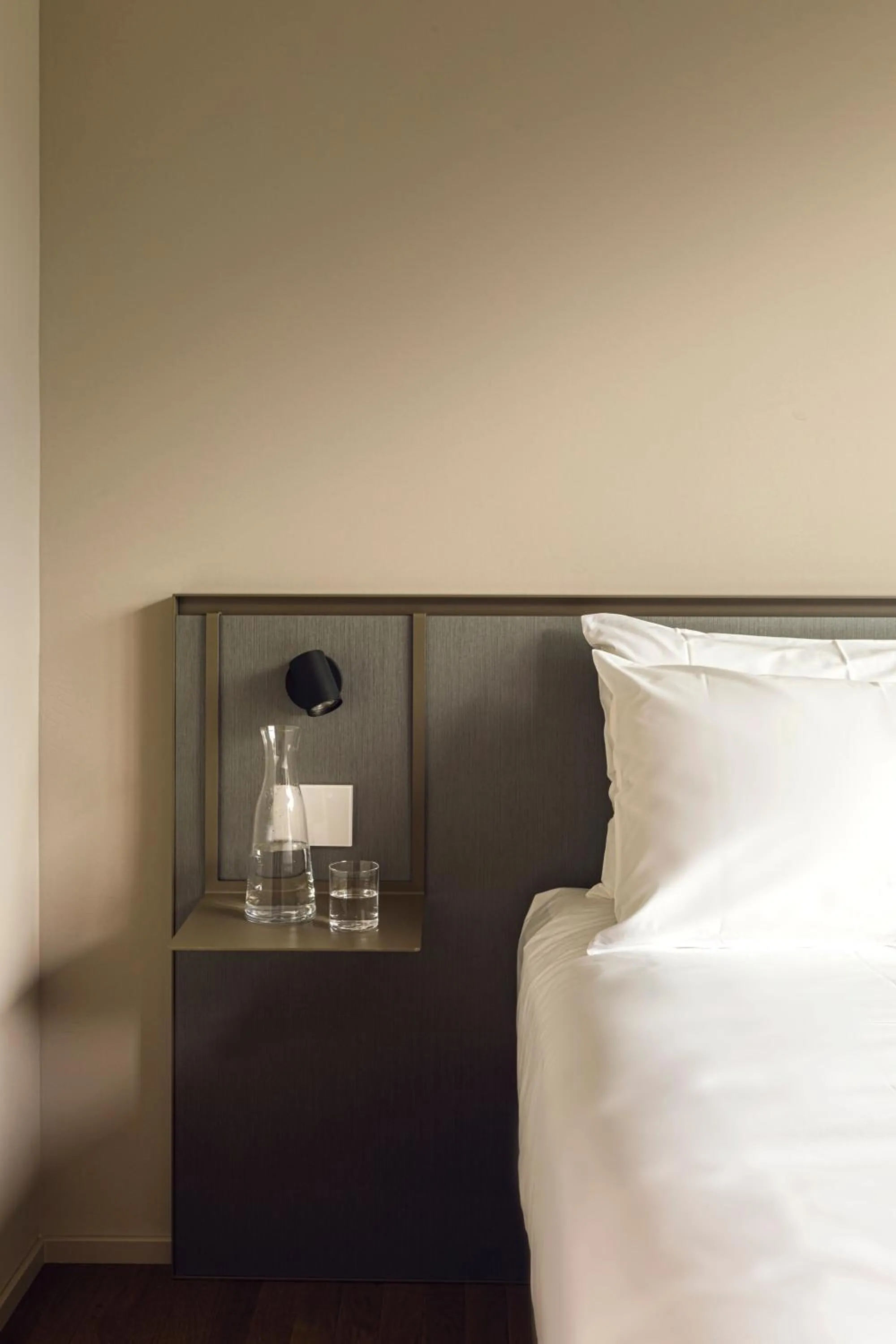 Bed in Hotel Promessi Sposi