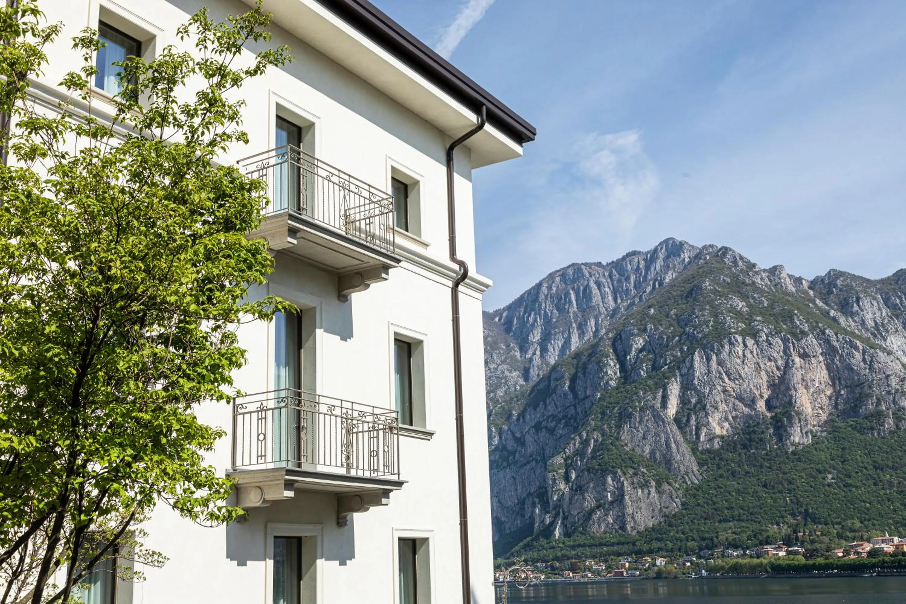 Property building in Hotel Promessi Sposi