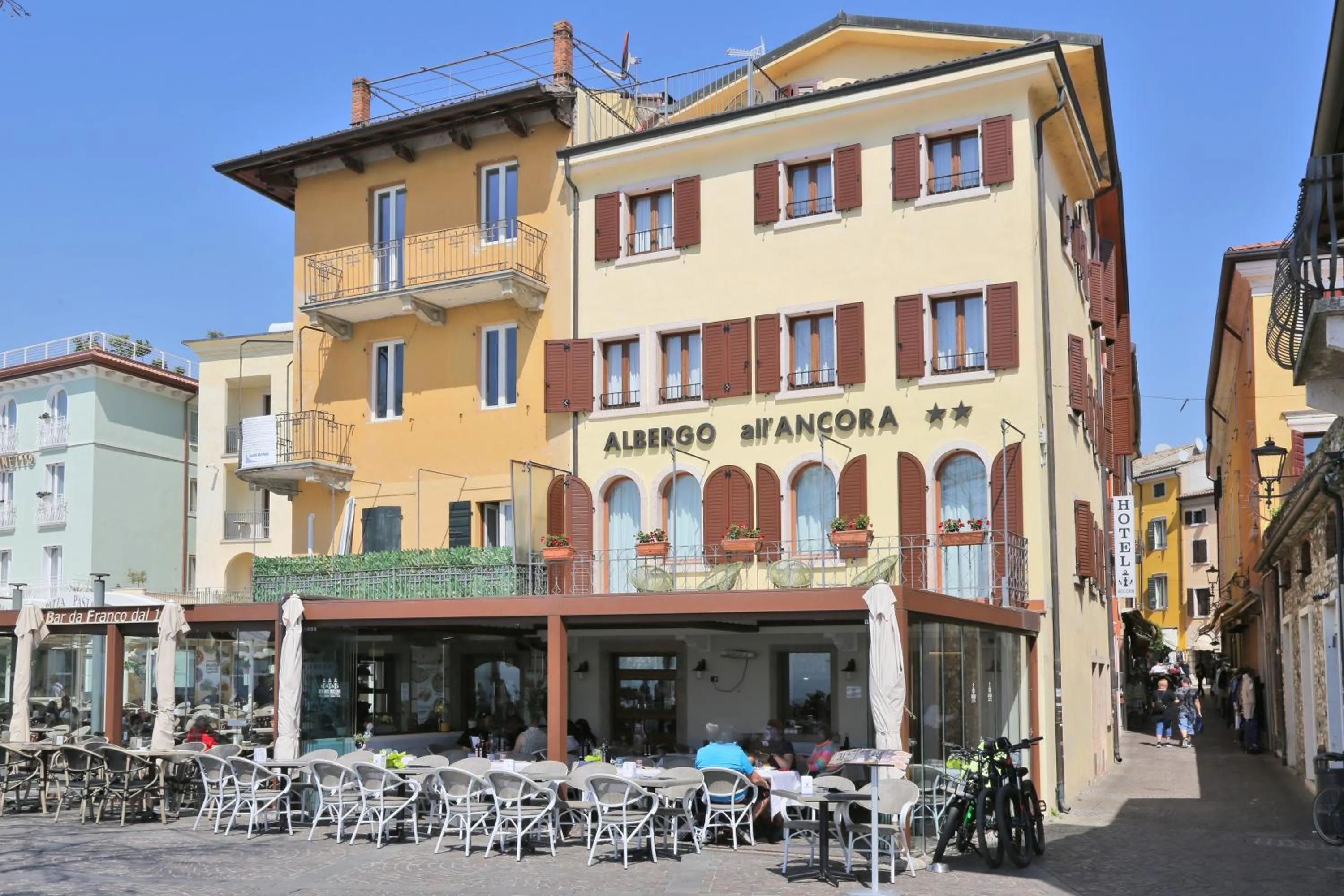 Property building in Albergo All'Ancora
