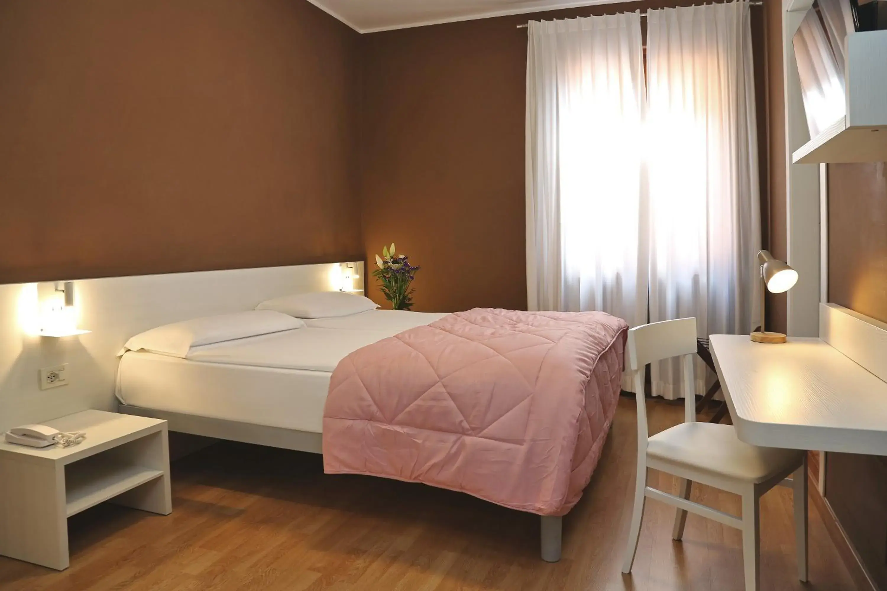 Bedroom, Bed in Albergo All'Ancora