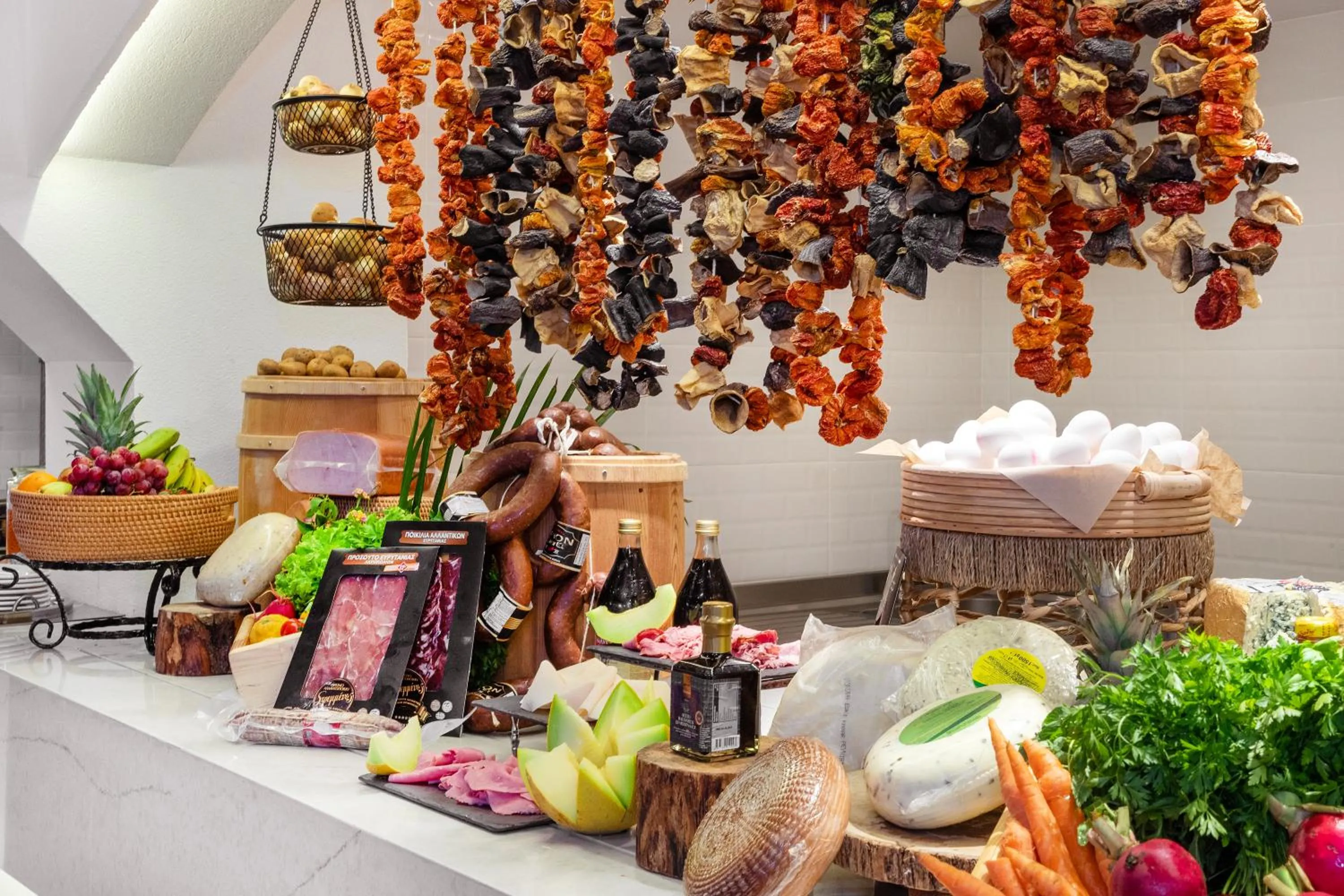 Restaurant/places to eat in Marti Resort Deluxe Hotel