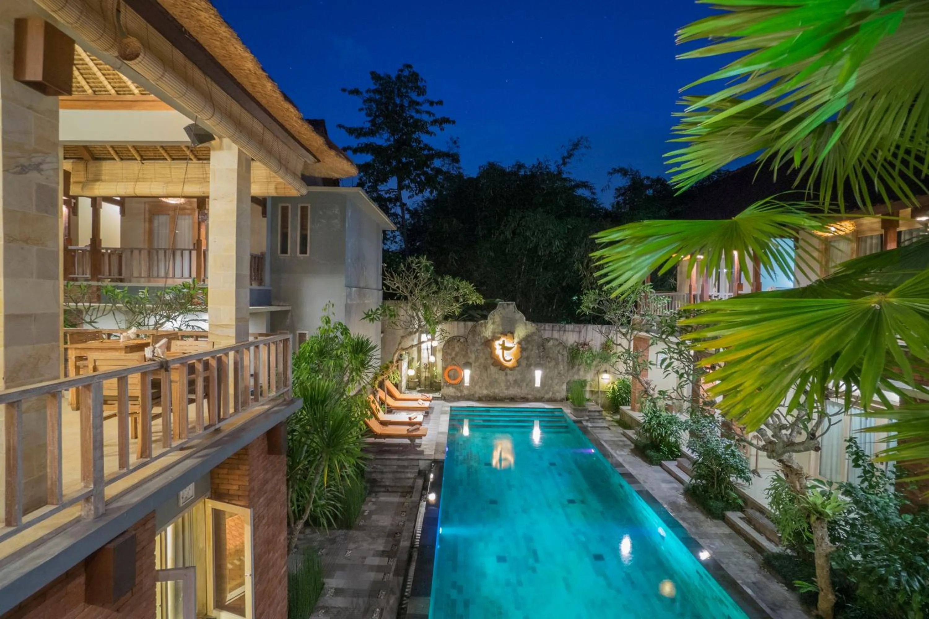 Restaurant/places to eat in Tetirah Boutique Hotel