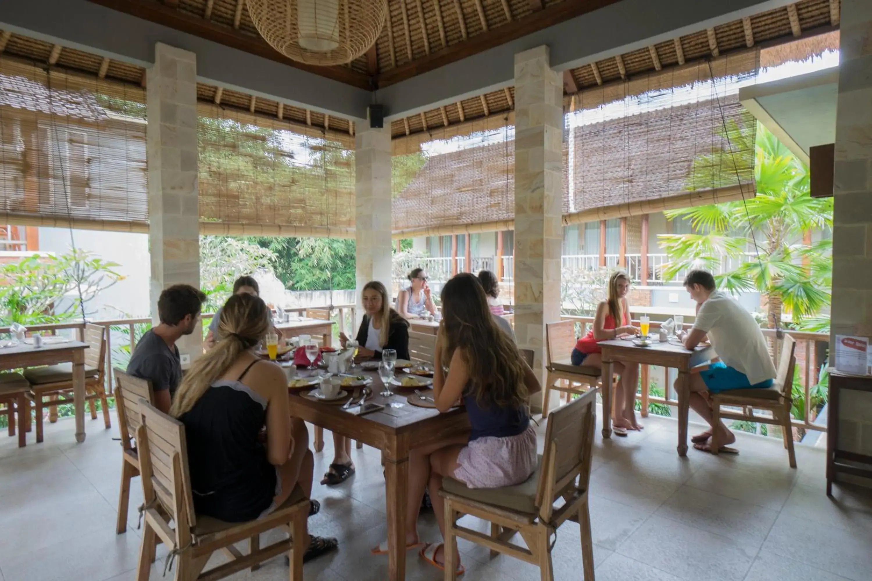 Restaurant/places to eat in Tetirah Boutique Hotel Restaurant/places to eat in Tetirah Boutique Hotel