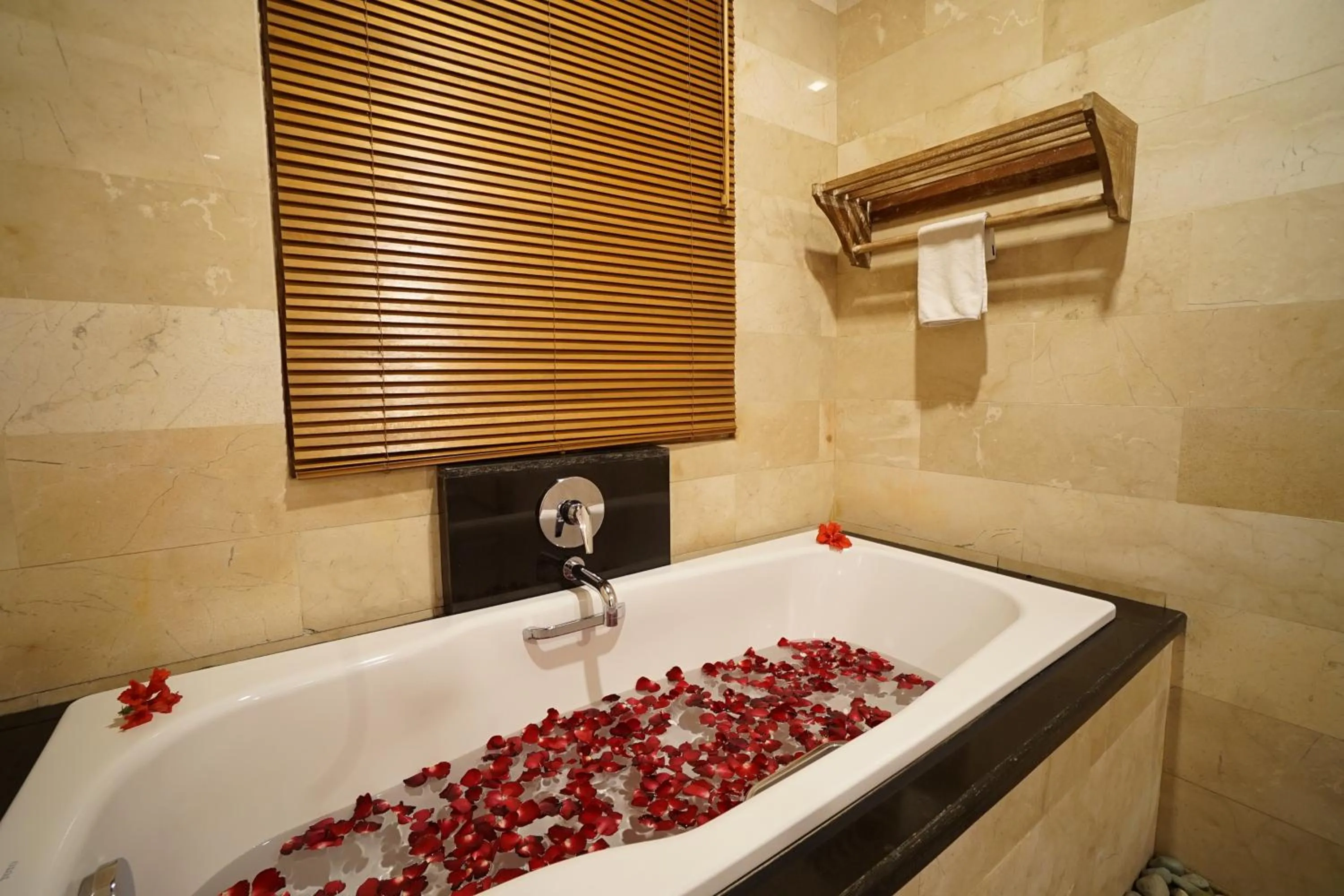 Bathroom in Tetirah Boutique Hotel