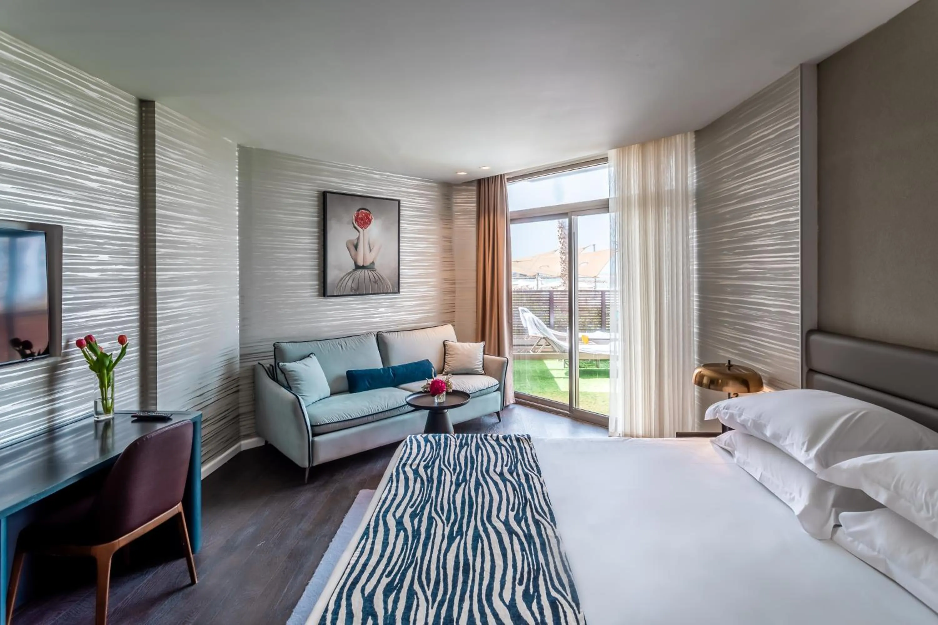 Bed in Daniel Herzliya Hotel